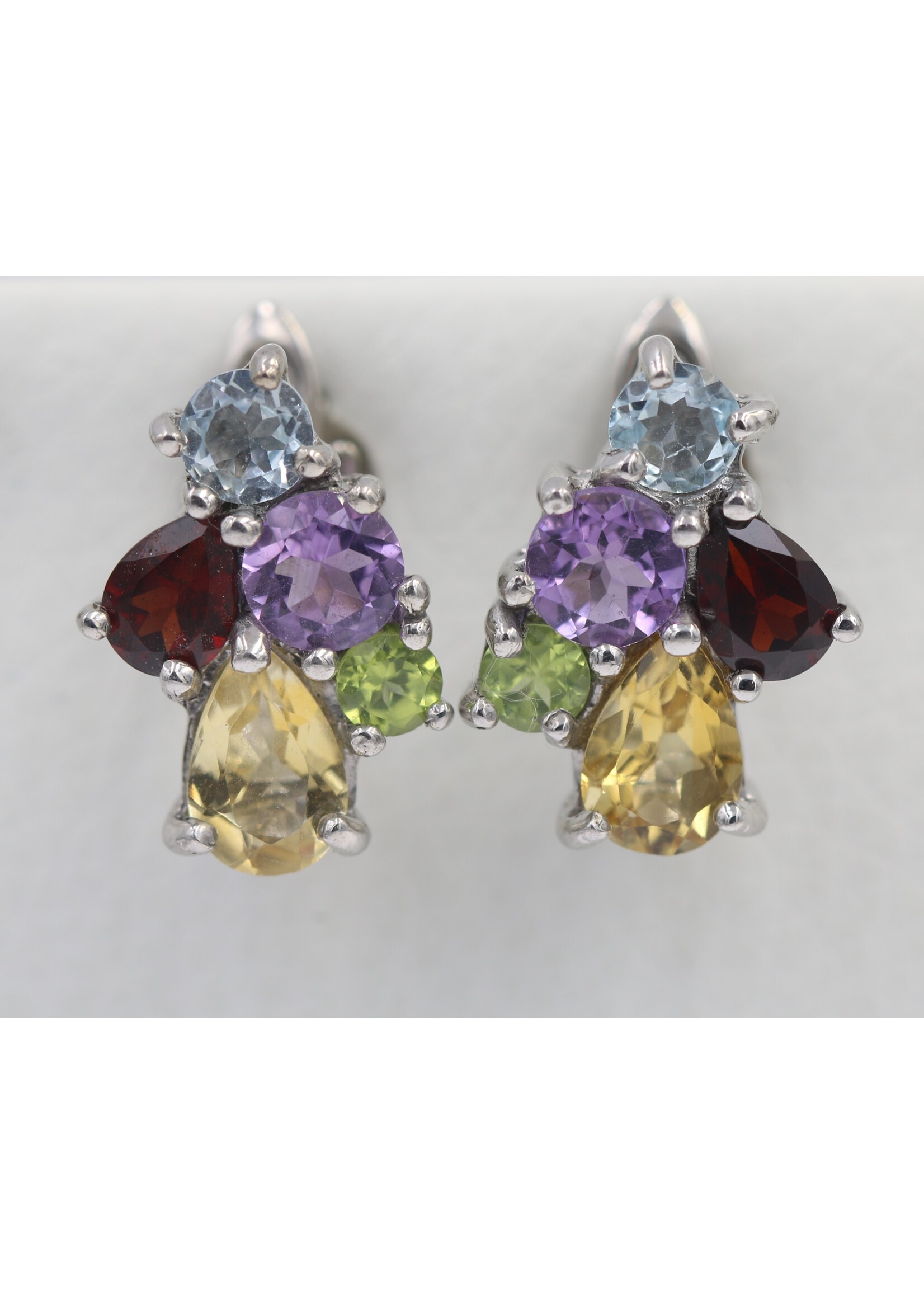 Boucles d'oreilles en argent 925 rhodié serties de Péridot naturel, Topaze Bleue, Grenat, Citrine et Améthyste