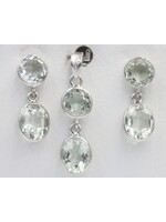 set with quartz