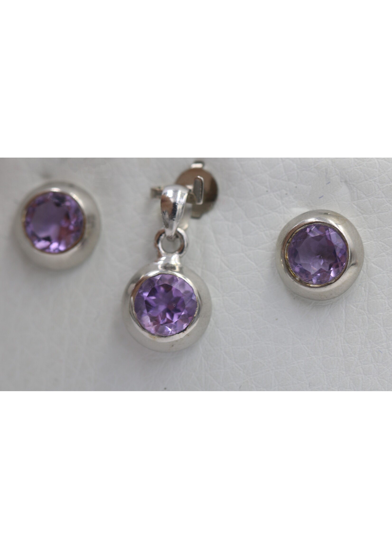 Parure en argent 925 rhodié sertie d'améthystes naturelles