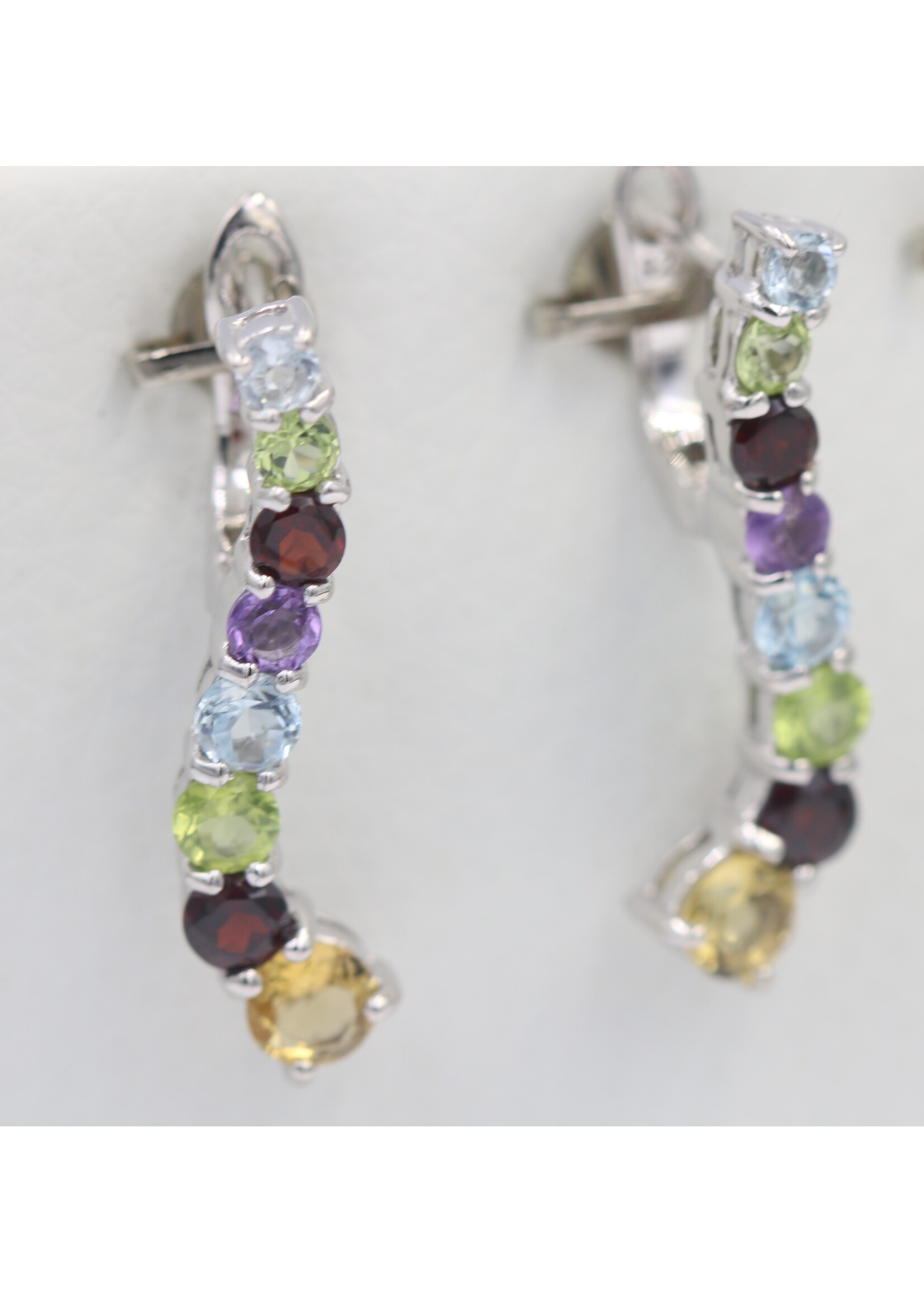 Boucles d'oreilles en argent 925 rhodié serties de Péridot naturel, Topaze Bleue, Grenat, Citrine et Améthyste