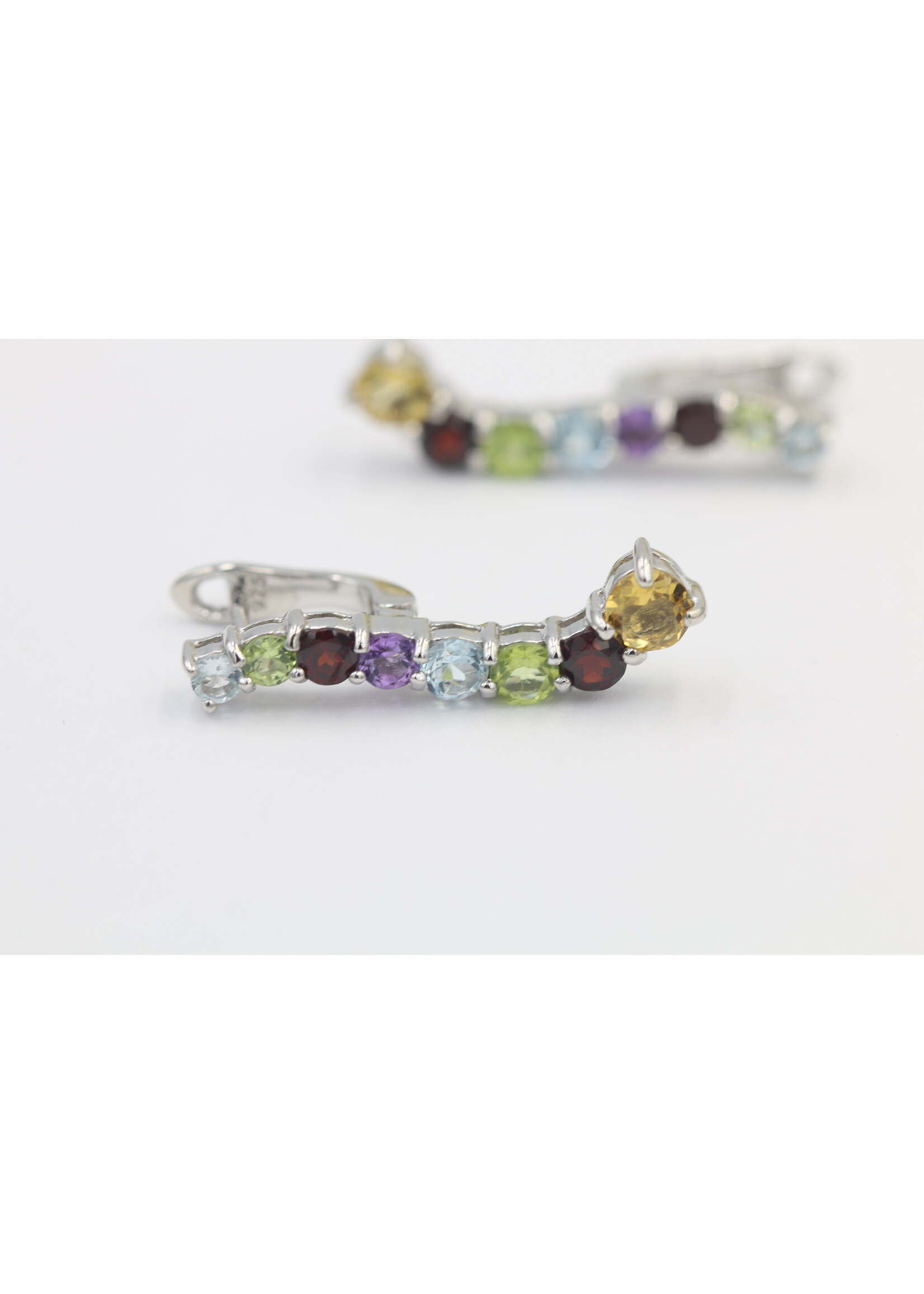 Boucles d'oreilles en argent 925 rhodié serties de Péridot naturel, Topaze Bleue, Grenat, Citrine et Améthyste