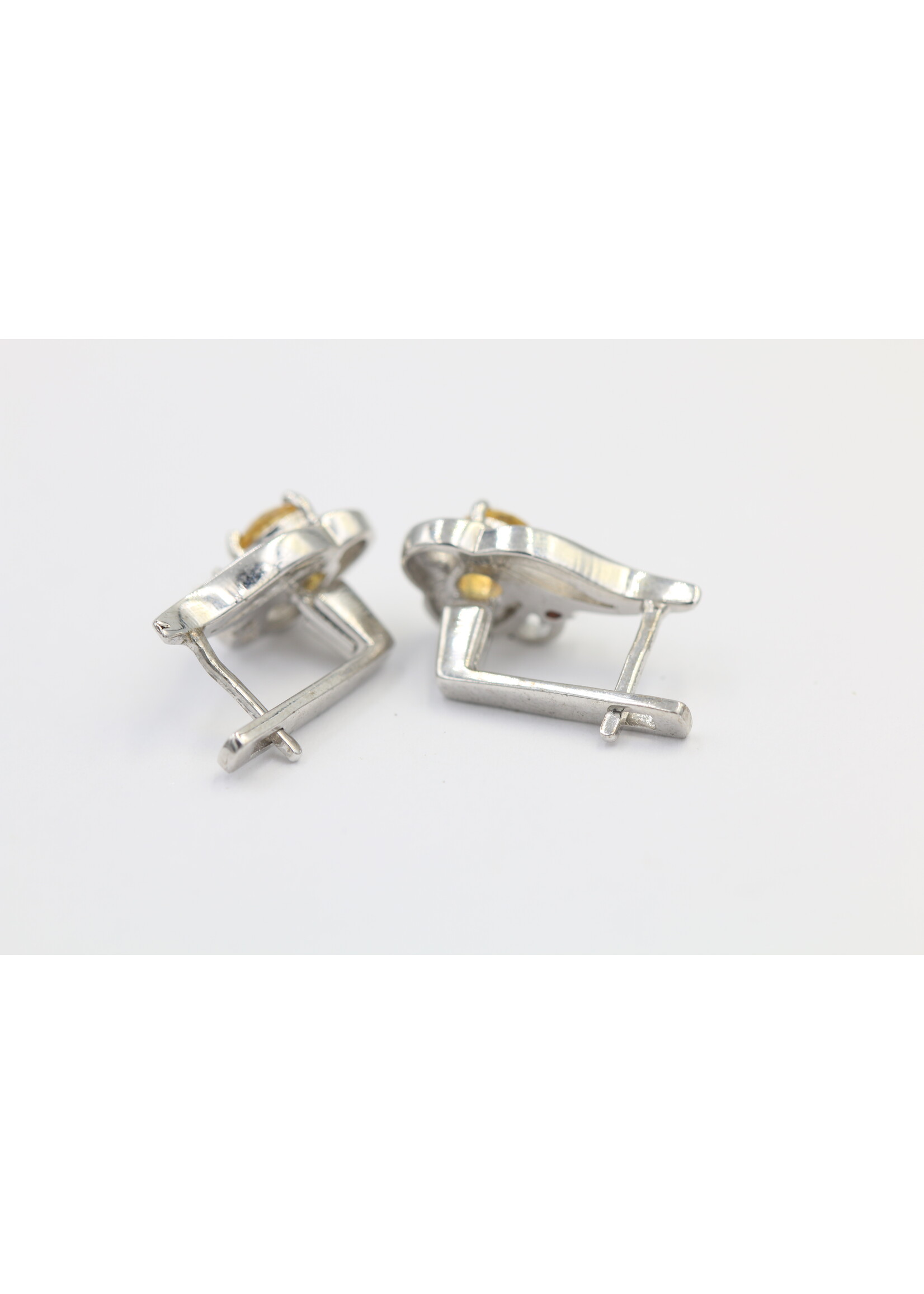 925 rhodium plated silver set with natural Citrine