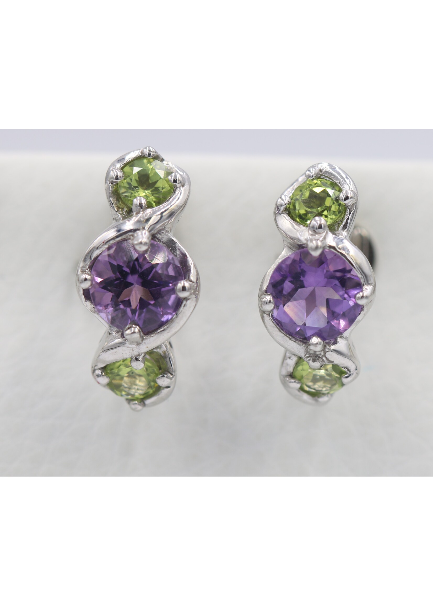 Zilveren 925 Oorbellen met Amethist en Peridots