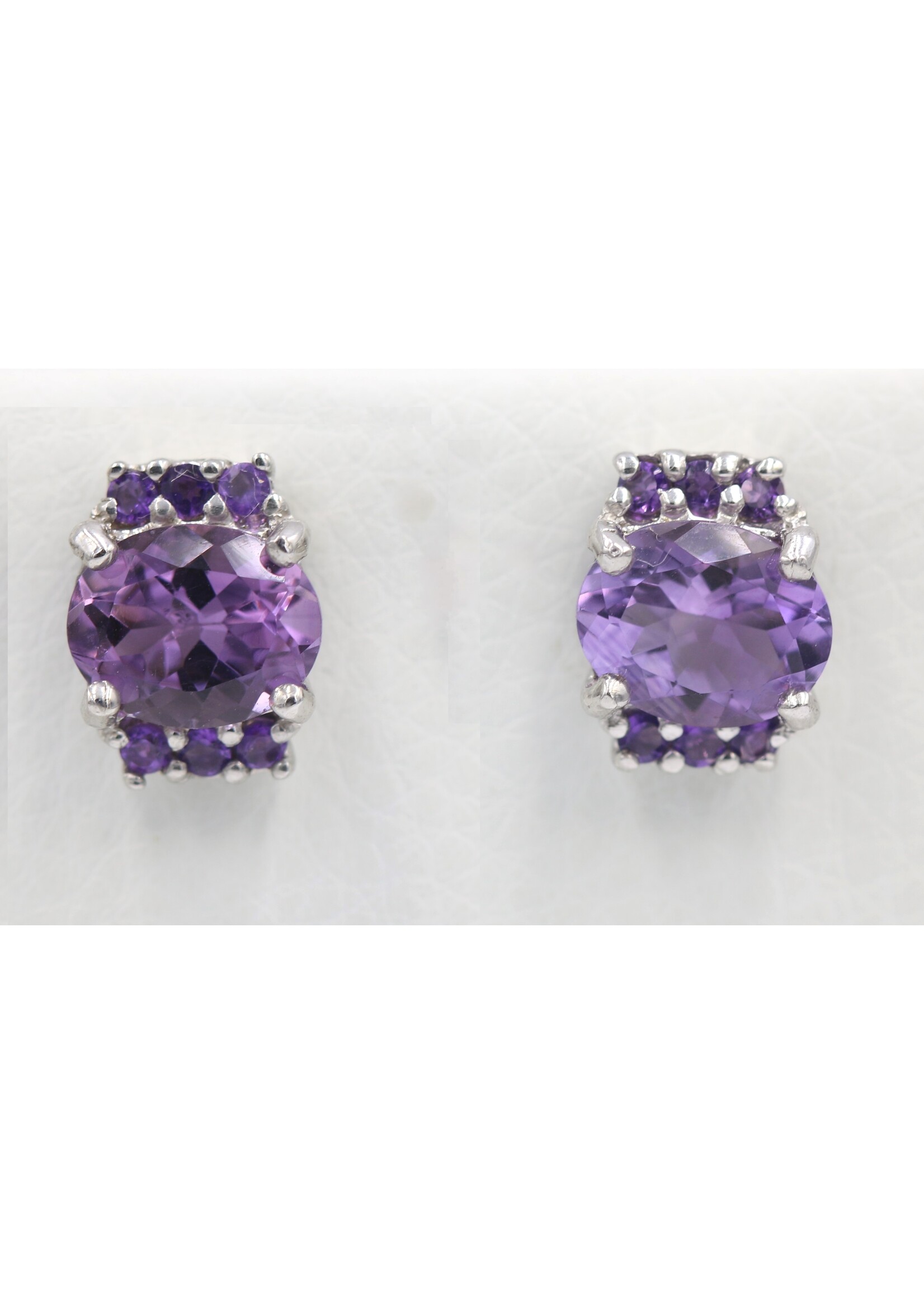 Boucles d'oreilles en argent 925 rhodié serties d'améthystes naturelles