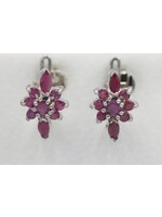 Earrings with rubies