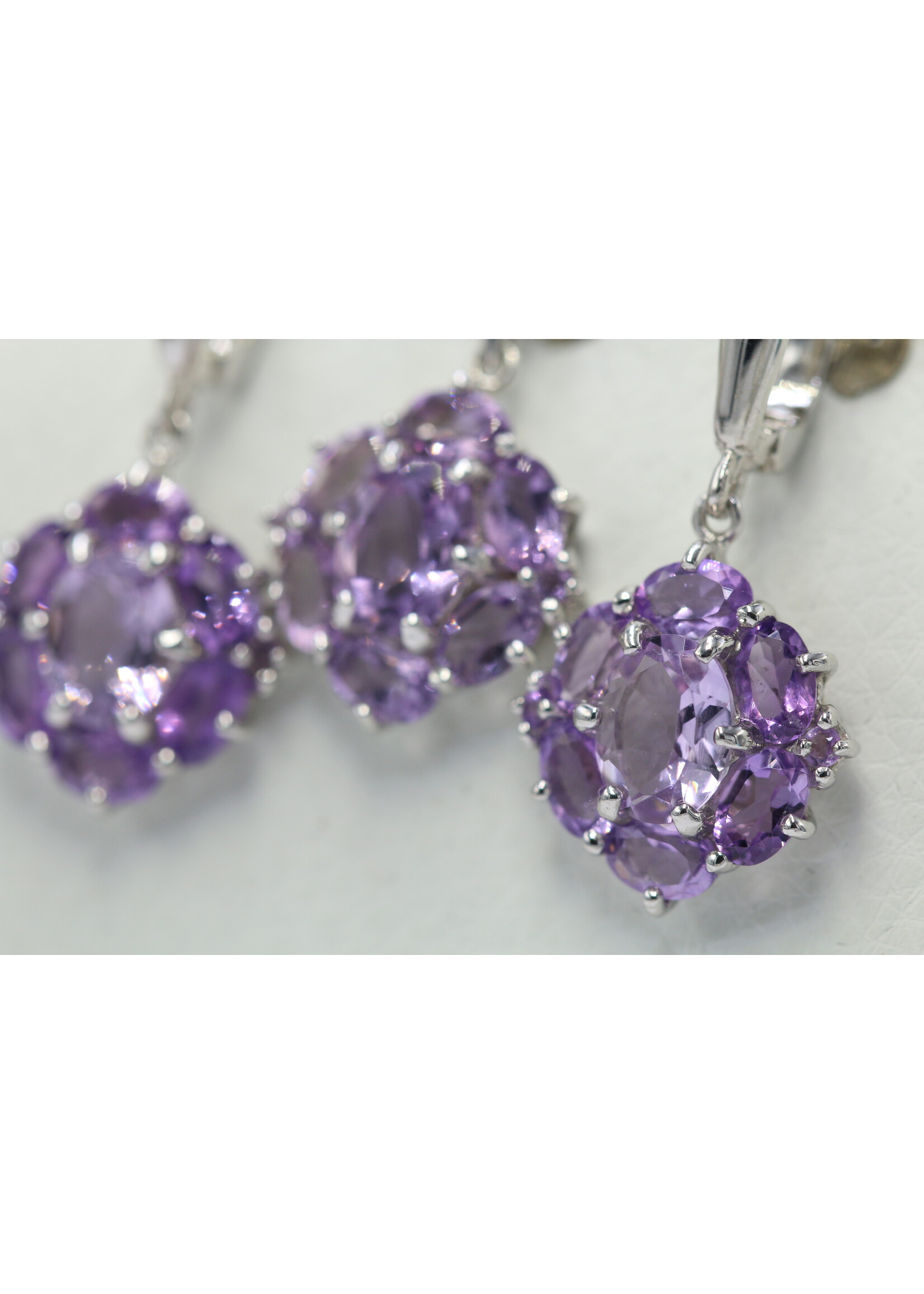 Parure en argent 925 rhodié sertie d'améthystes naturelles