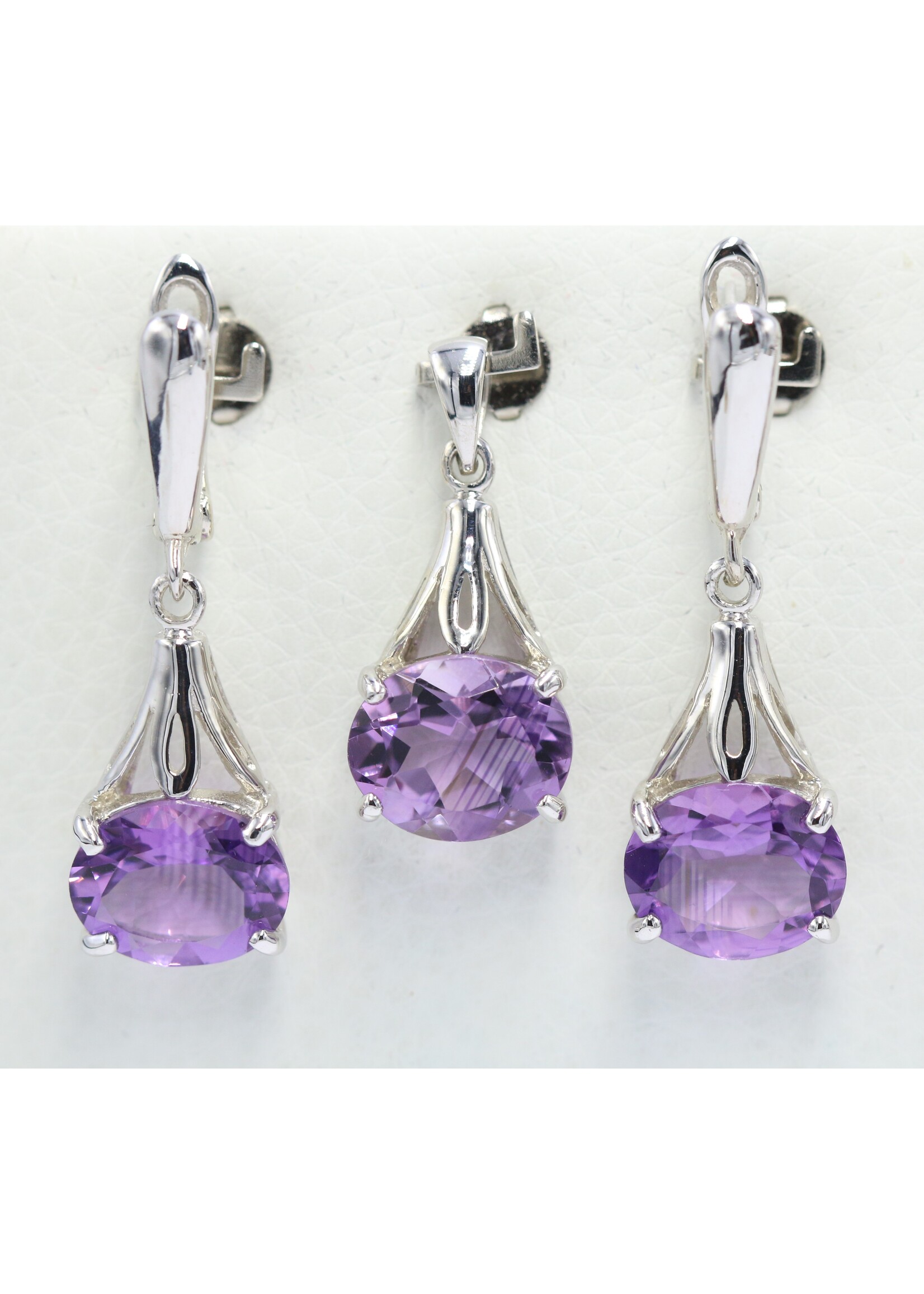 Parure en argent 925 rhodié sertie d'améthystes naturelles
