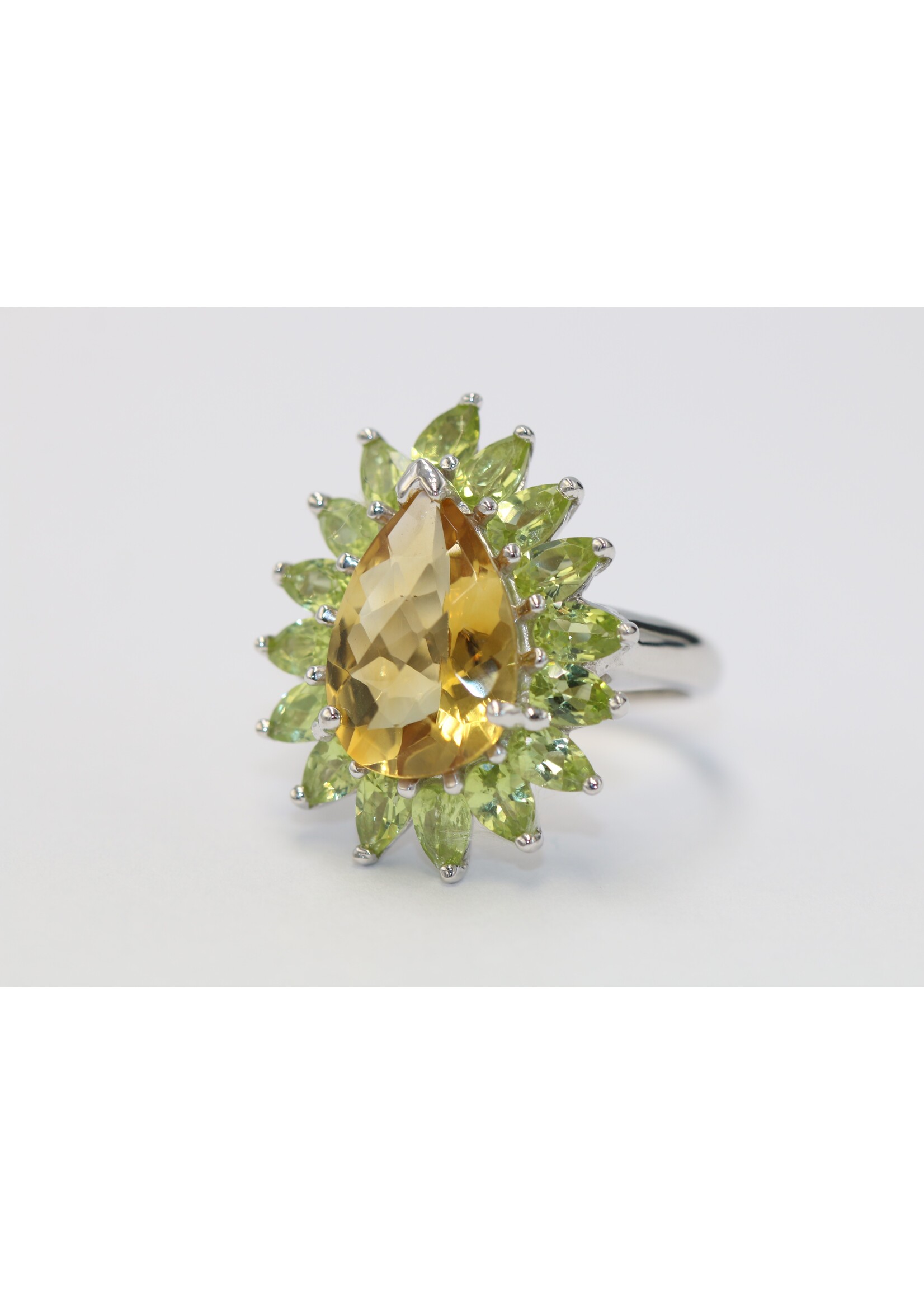 925 rhodium plated silver ring set with natural Citrine and Peridots