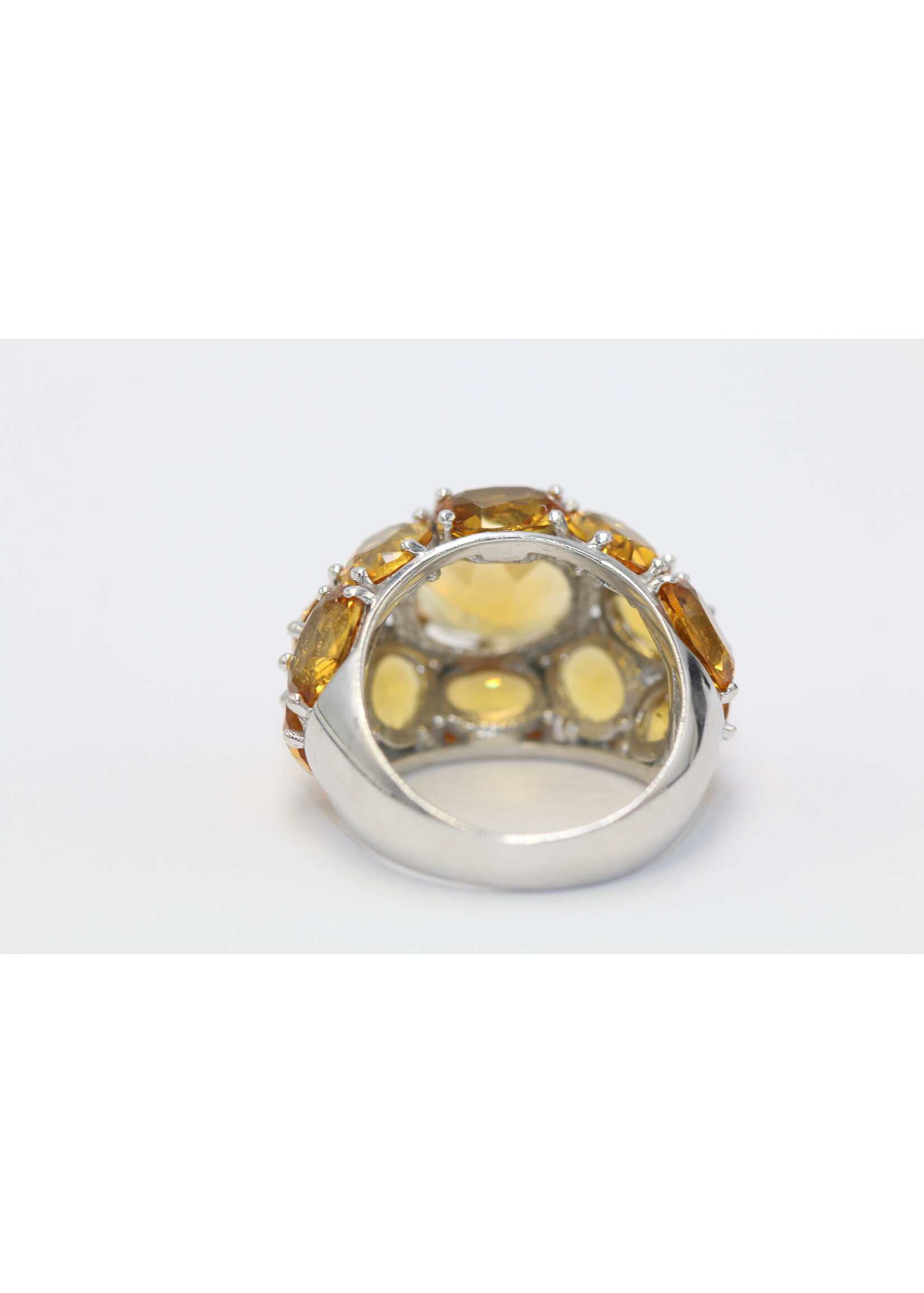 925 rhodium plated silver ring set with natural Citrine