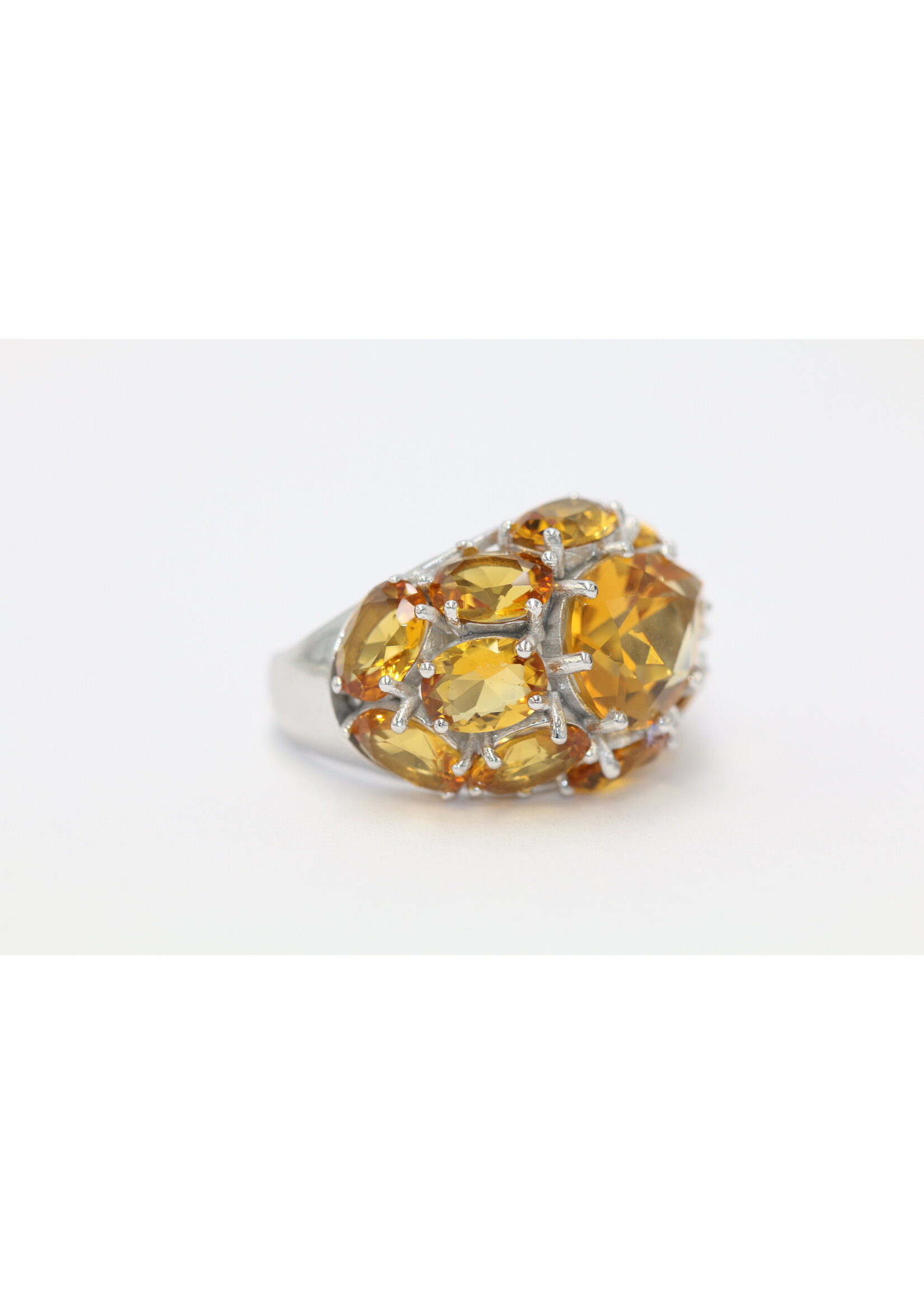 Anello in argento rodiato 925 con citrini naturali