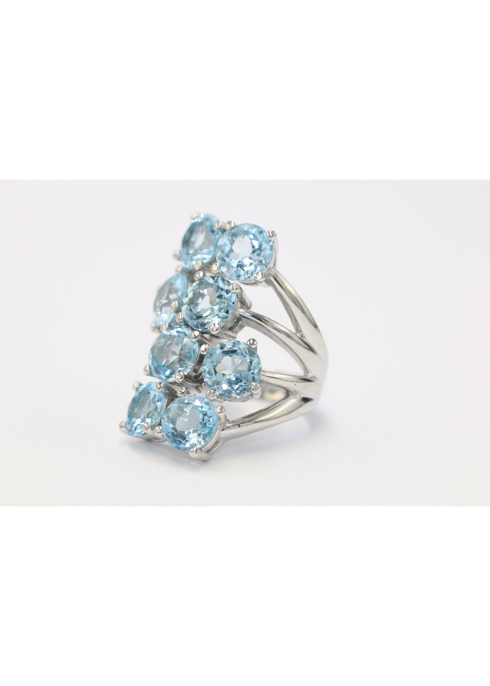925 rhodium plated silver ring set with natural Blue Topaz