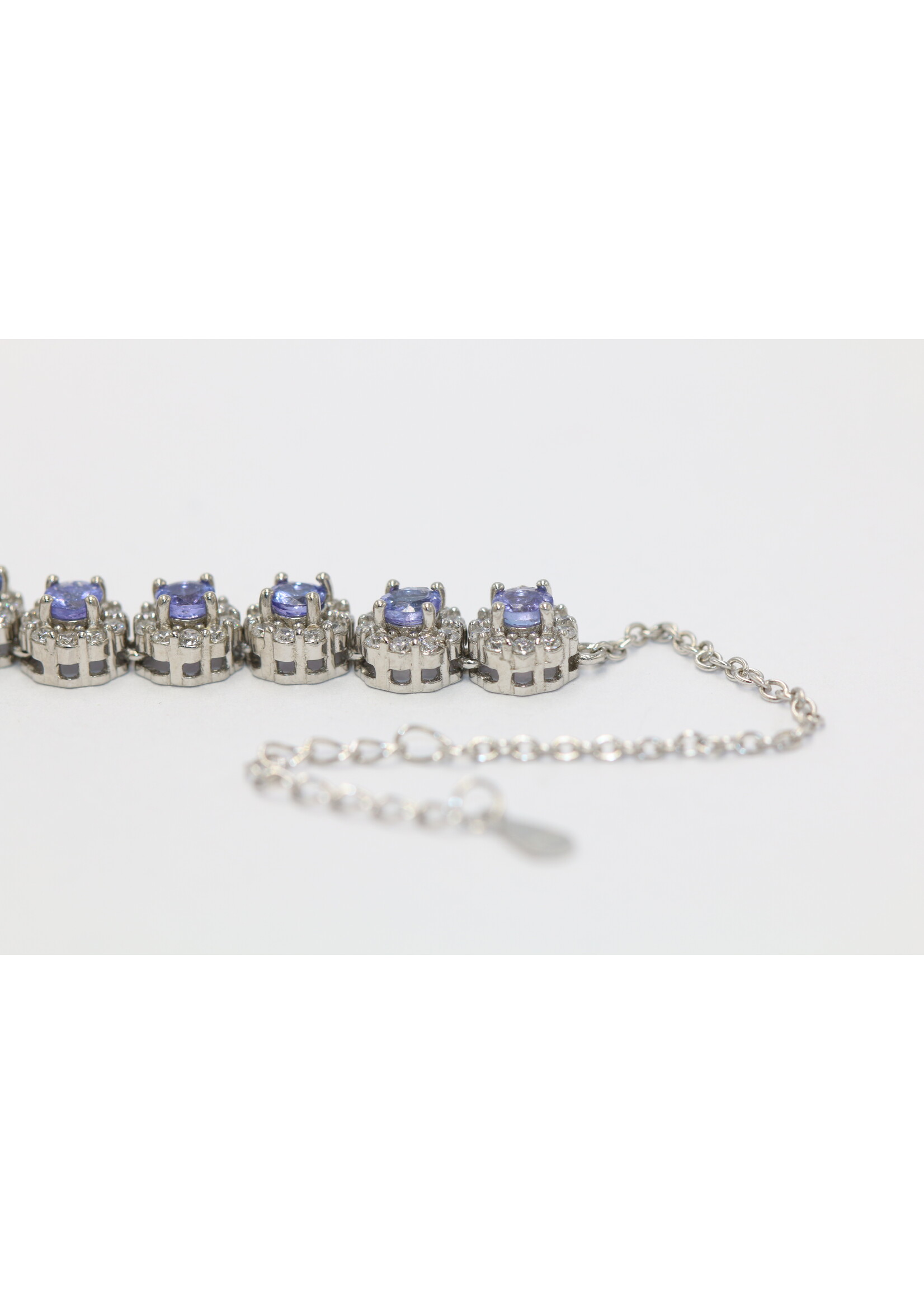 925 rhodium plated silver bracelet set with natural tanzanites