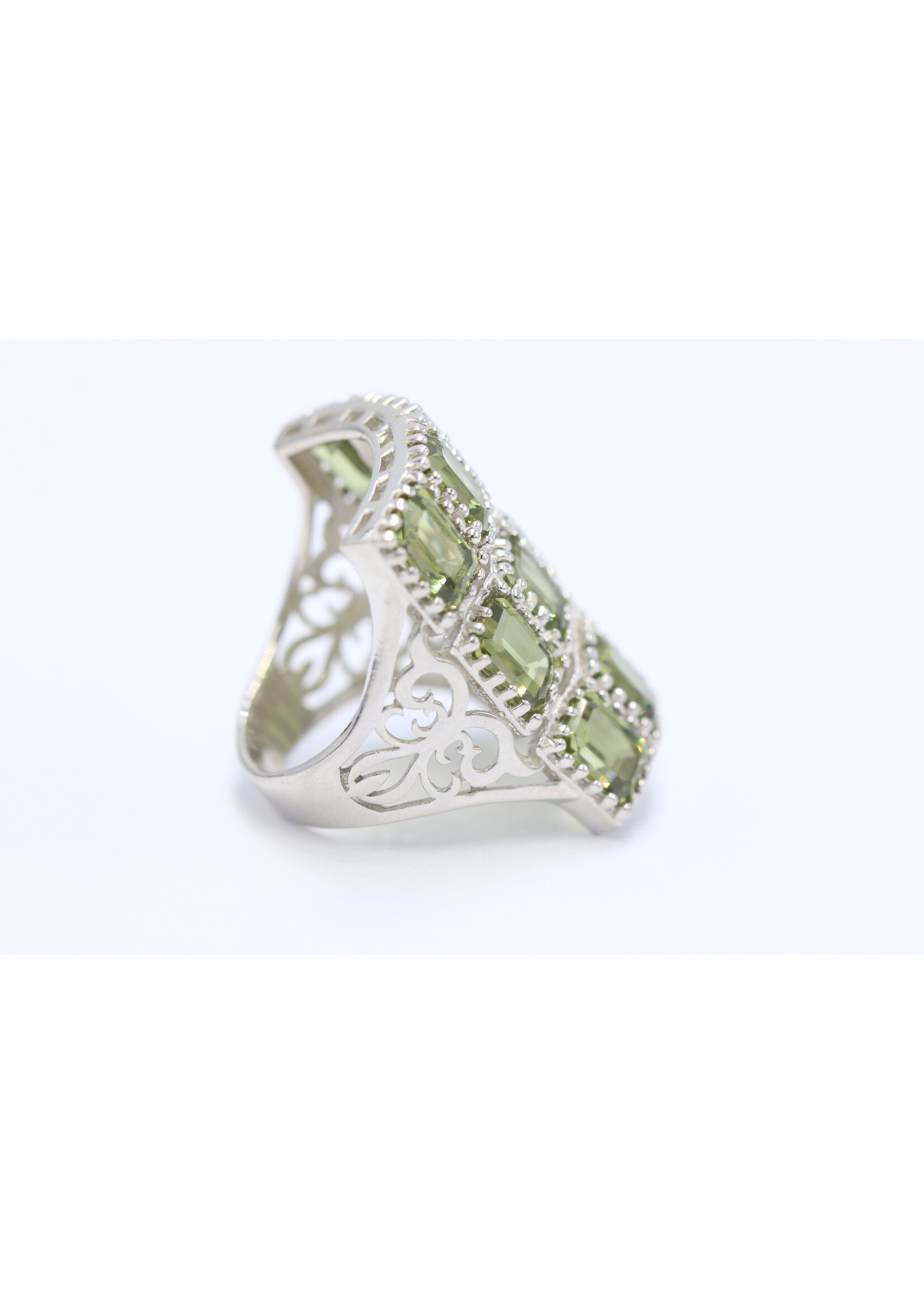 925 rhodium plated silver ring set with natural green amethysts