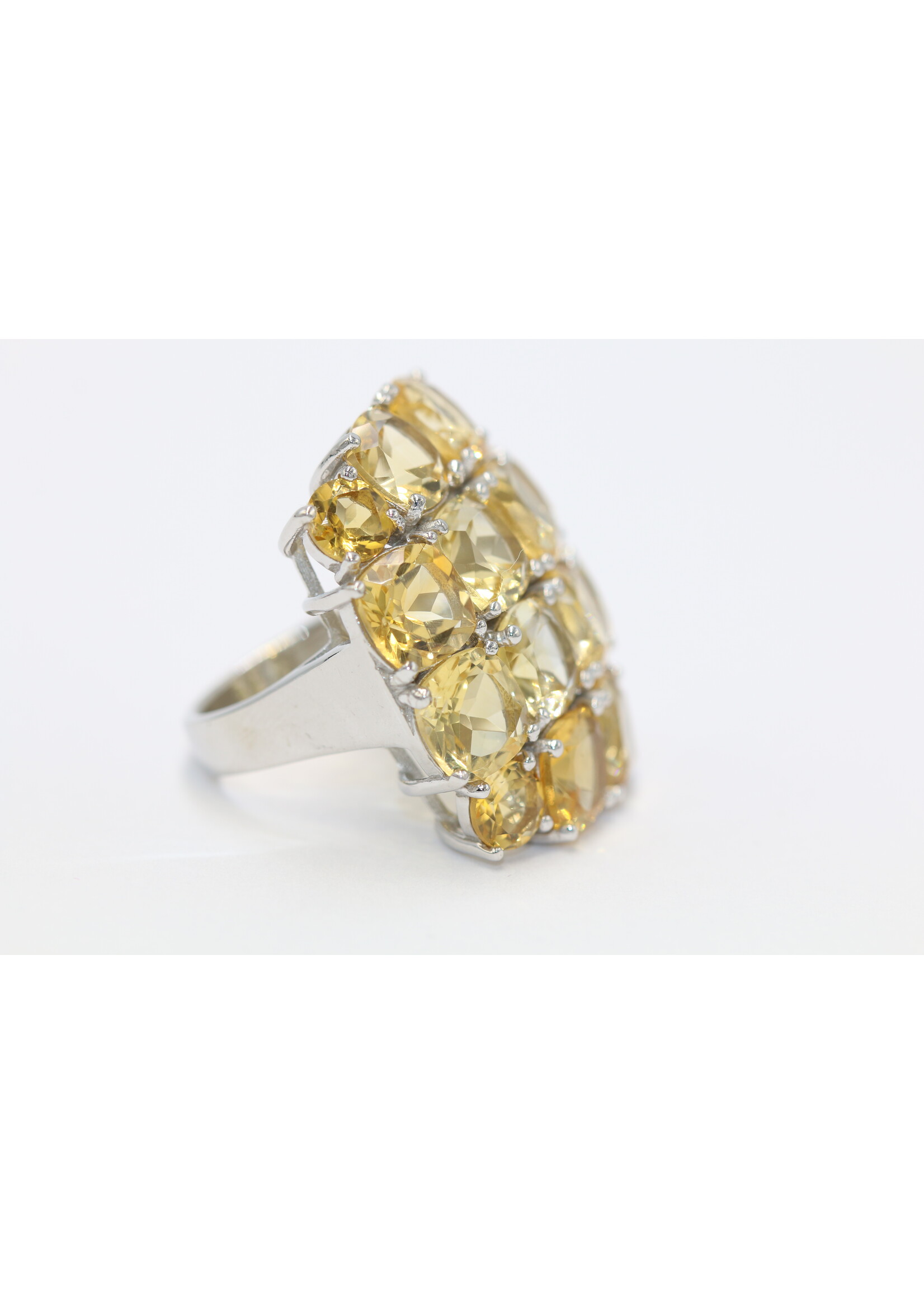925 rhodium plated silver ring set with natural Citrine