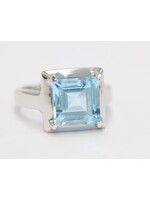 Ring met Blauwe Topaas