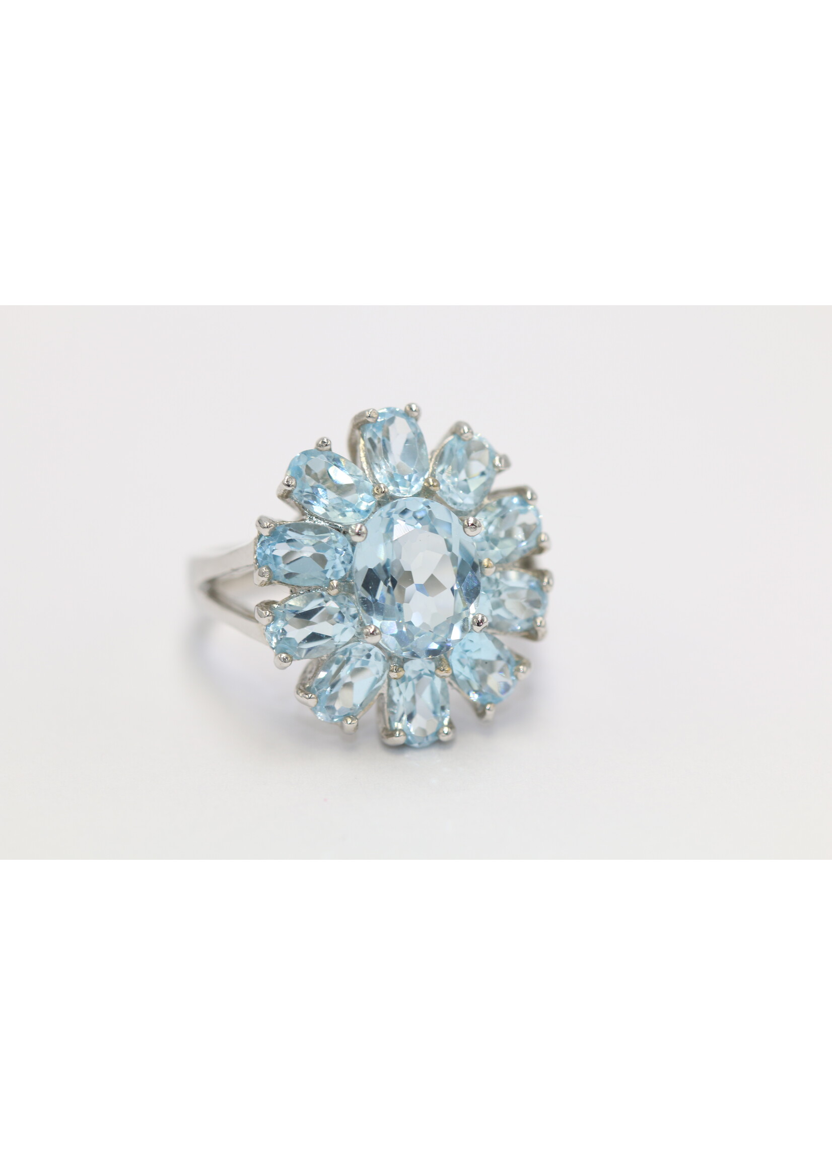 Bague en argent 925 rhodié sertie d'une Topaze Bleue naturelle