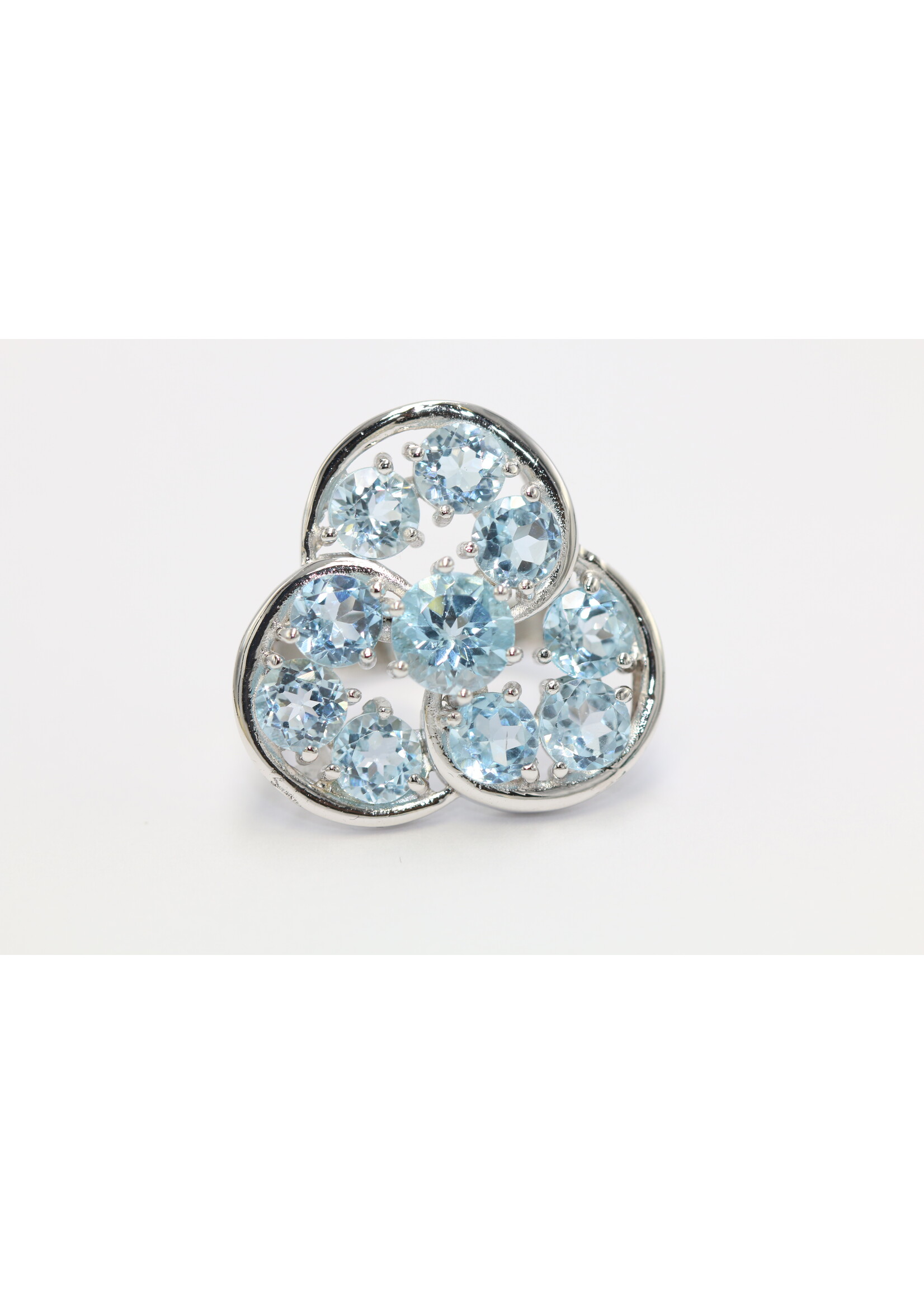 Anello in argento rodiato 925 con topazio azzurro naturale