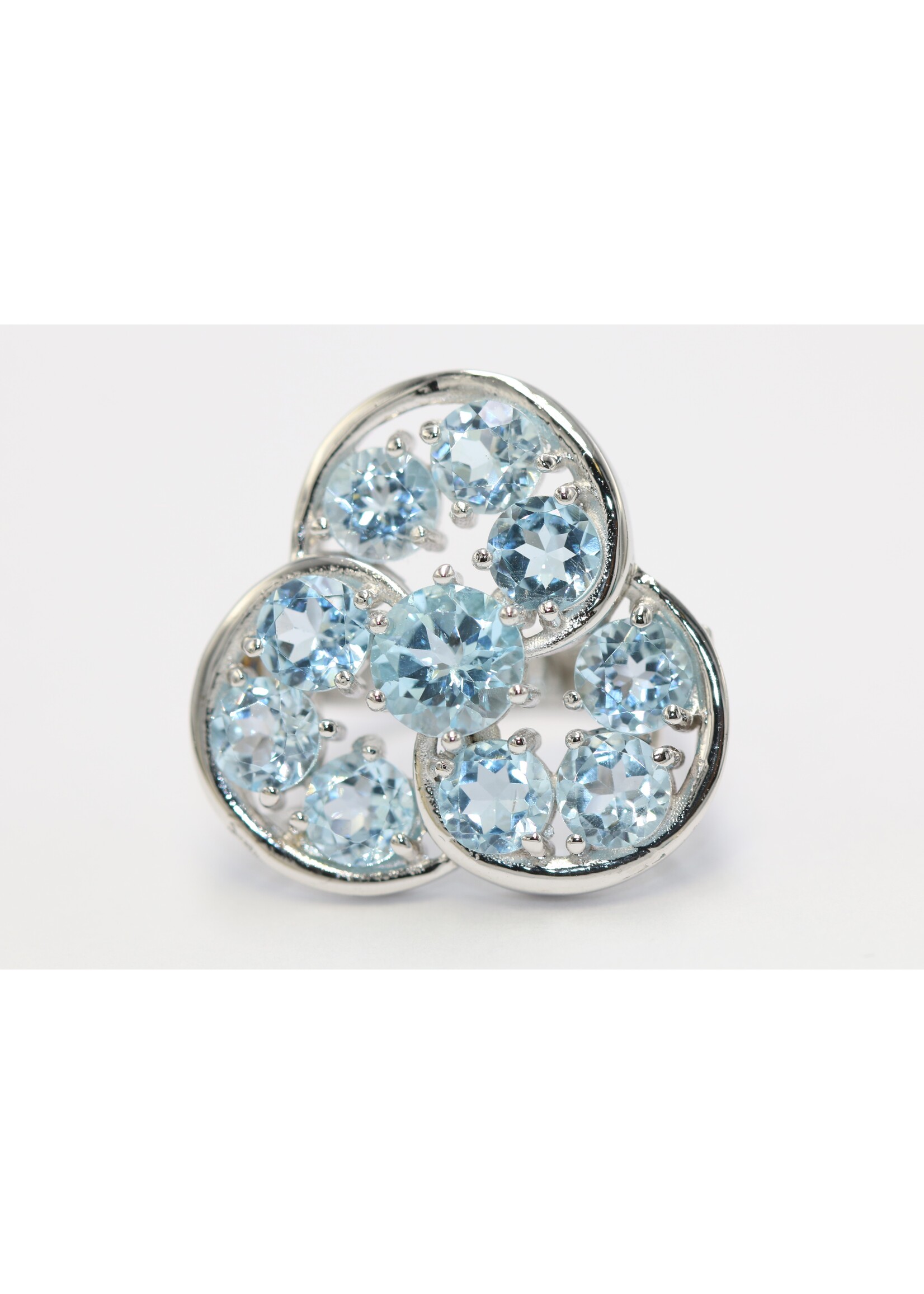 Anello in argento rodiato 925 con topazio azzurro naturale
