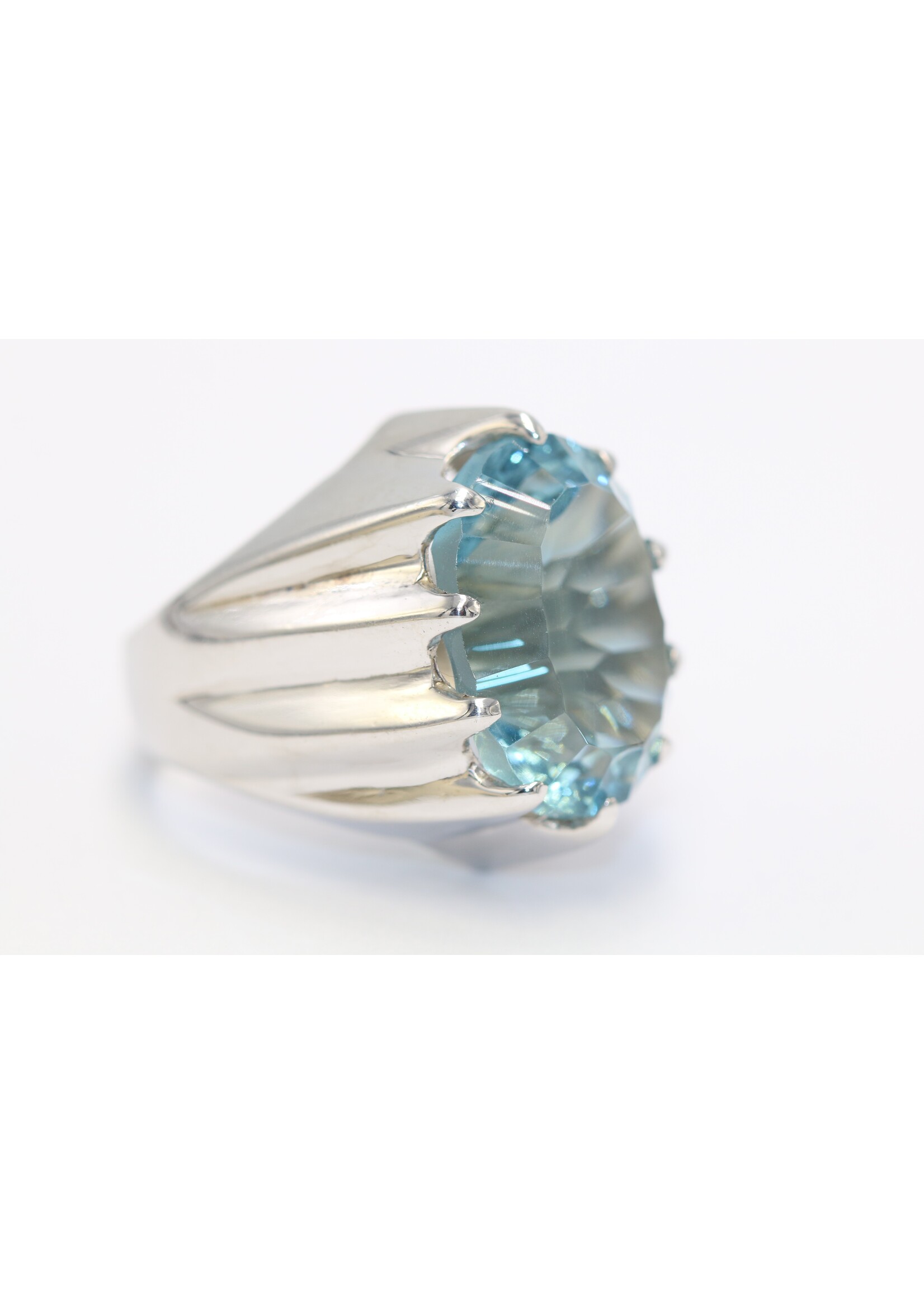 925 rhodium plated silver ring set with natural Blue Topaz
