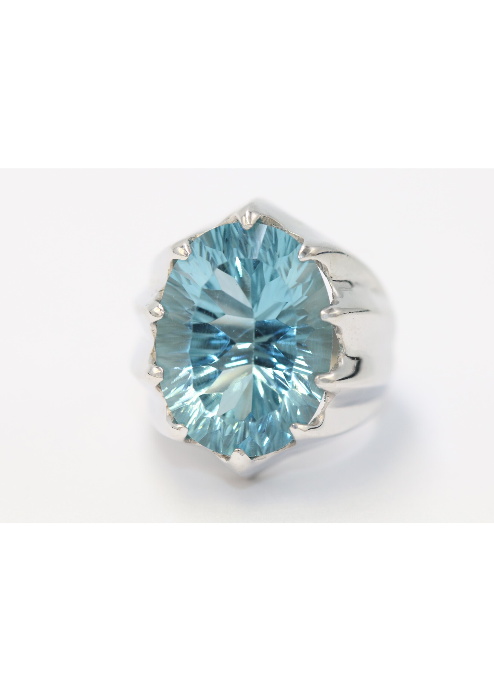 925 rhodium plated silver ring set with natural Blue Topaz