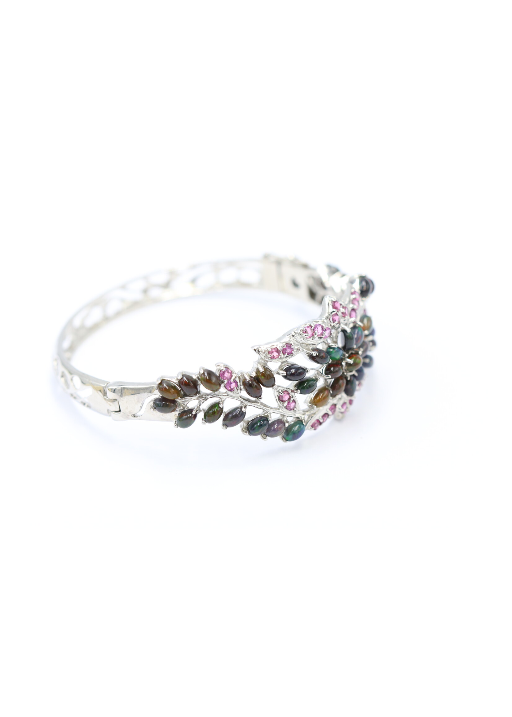 Bracciale in argento rodiato 925 con opale nero naturale e rodoliti