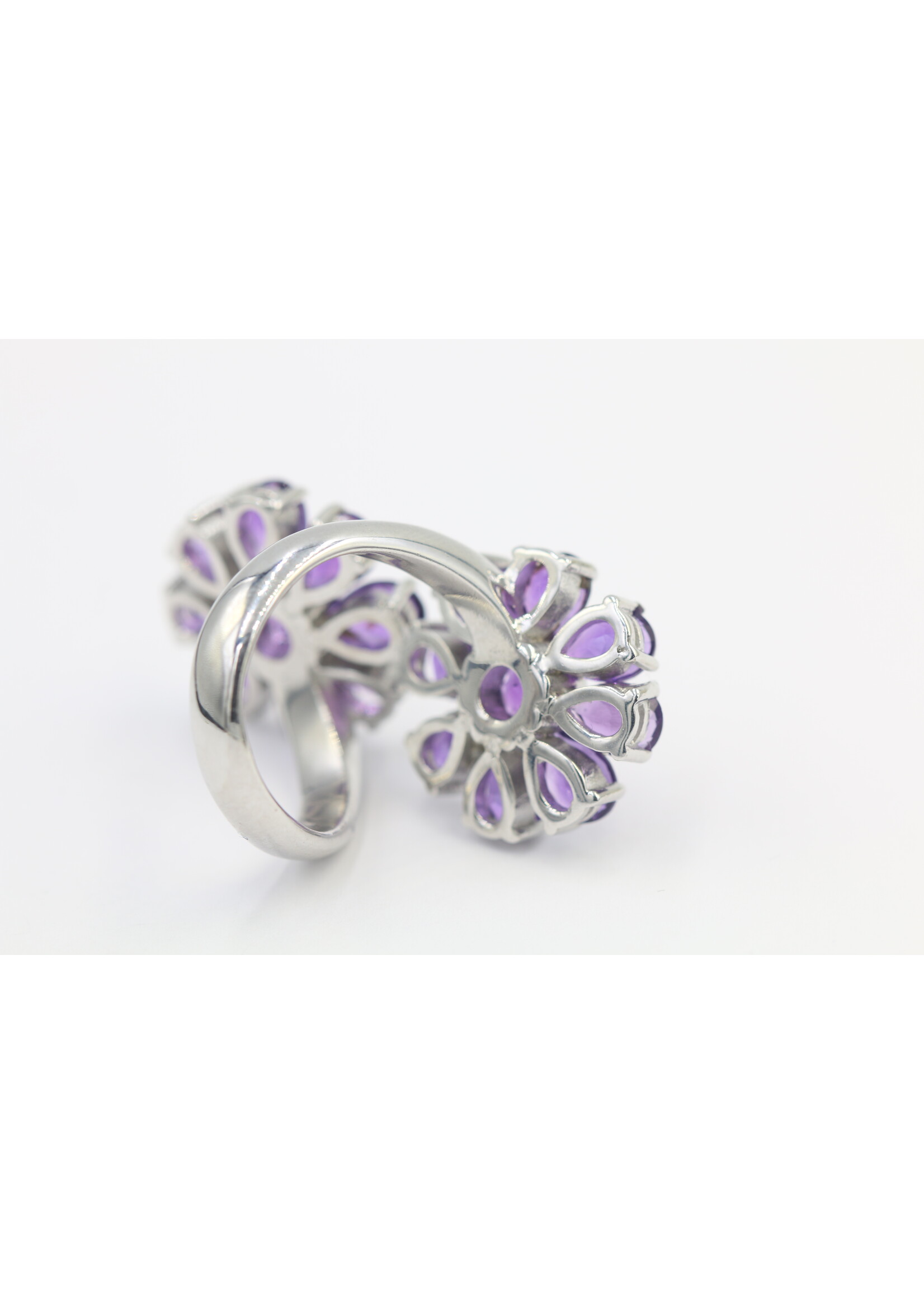 Bague en argent 925 rhodié sertie d'Améthyste naturelle