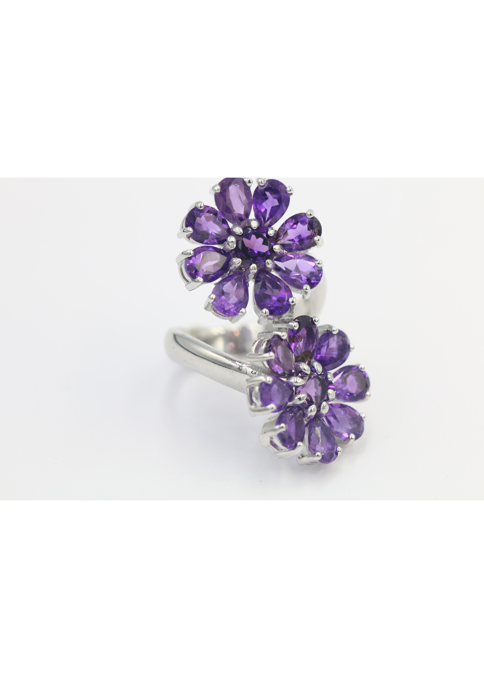 Bague en argent 925 rhodié sertie d'Améthyste naturelle