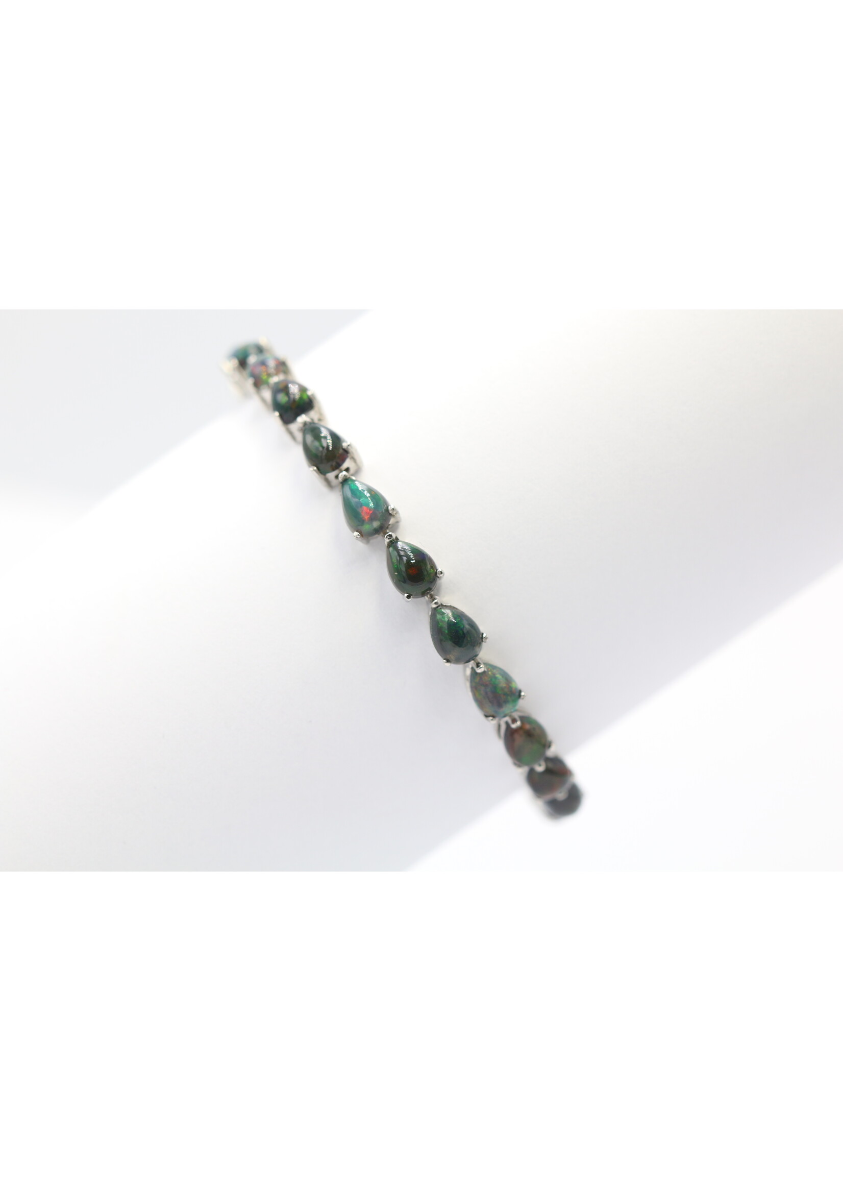 925 gerhodineerd zilveren Armband bezet met natuurlijke Zwarte Opalen