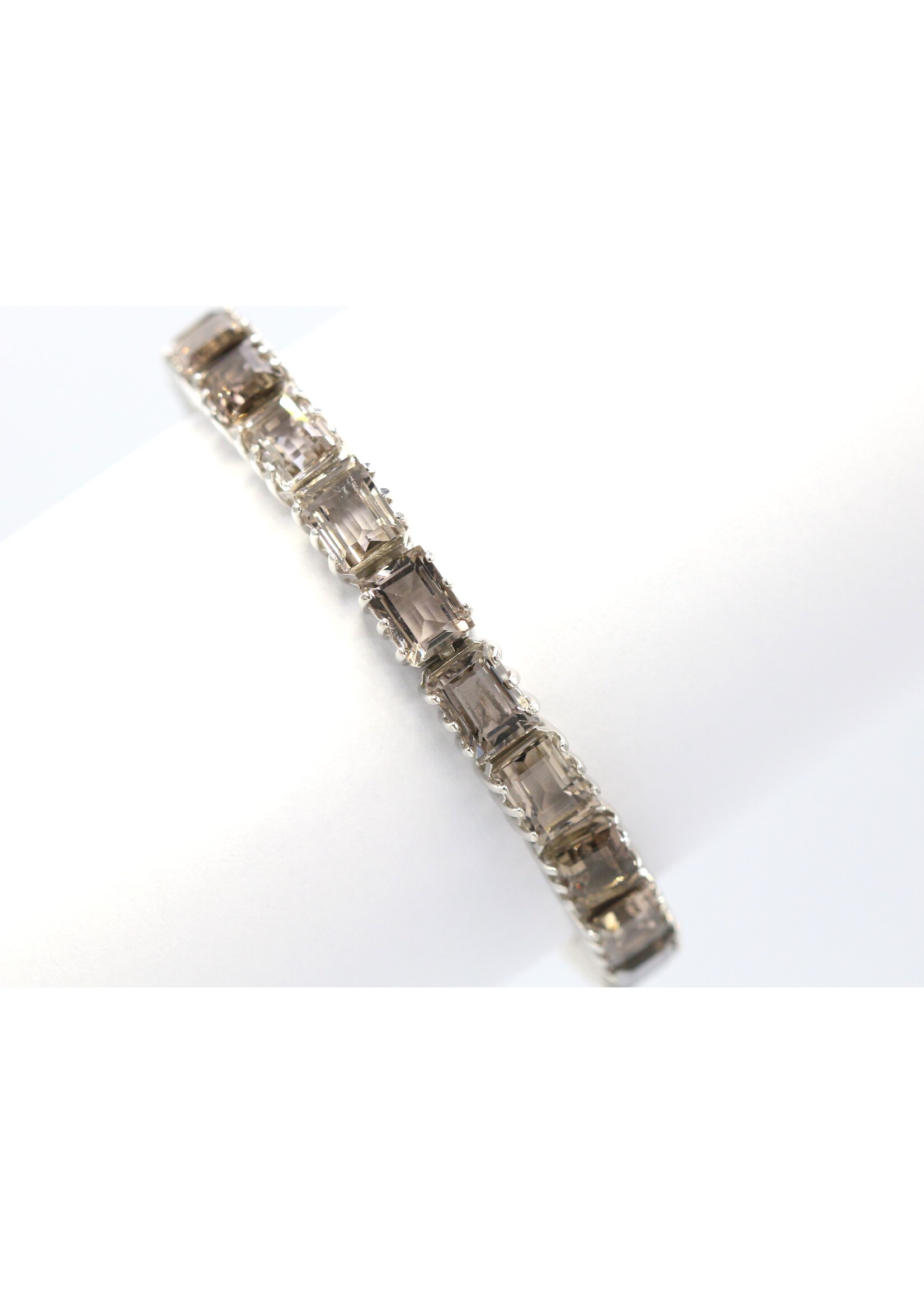 Bracciale in argento rodiato 925 con quarzo fumé naturale
