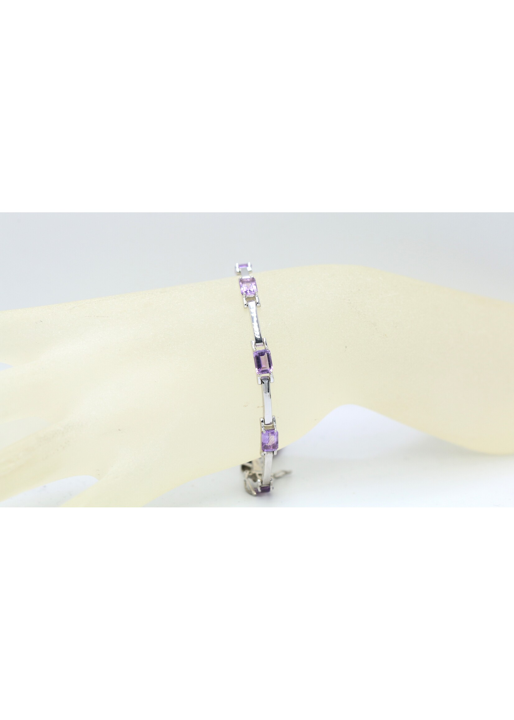 925 gerhodineerd zilveren Armband bezet met natuurlijke Amethisten
