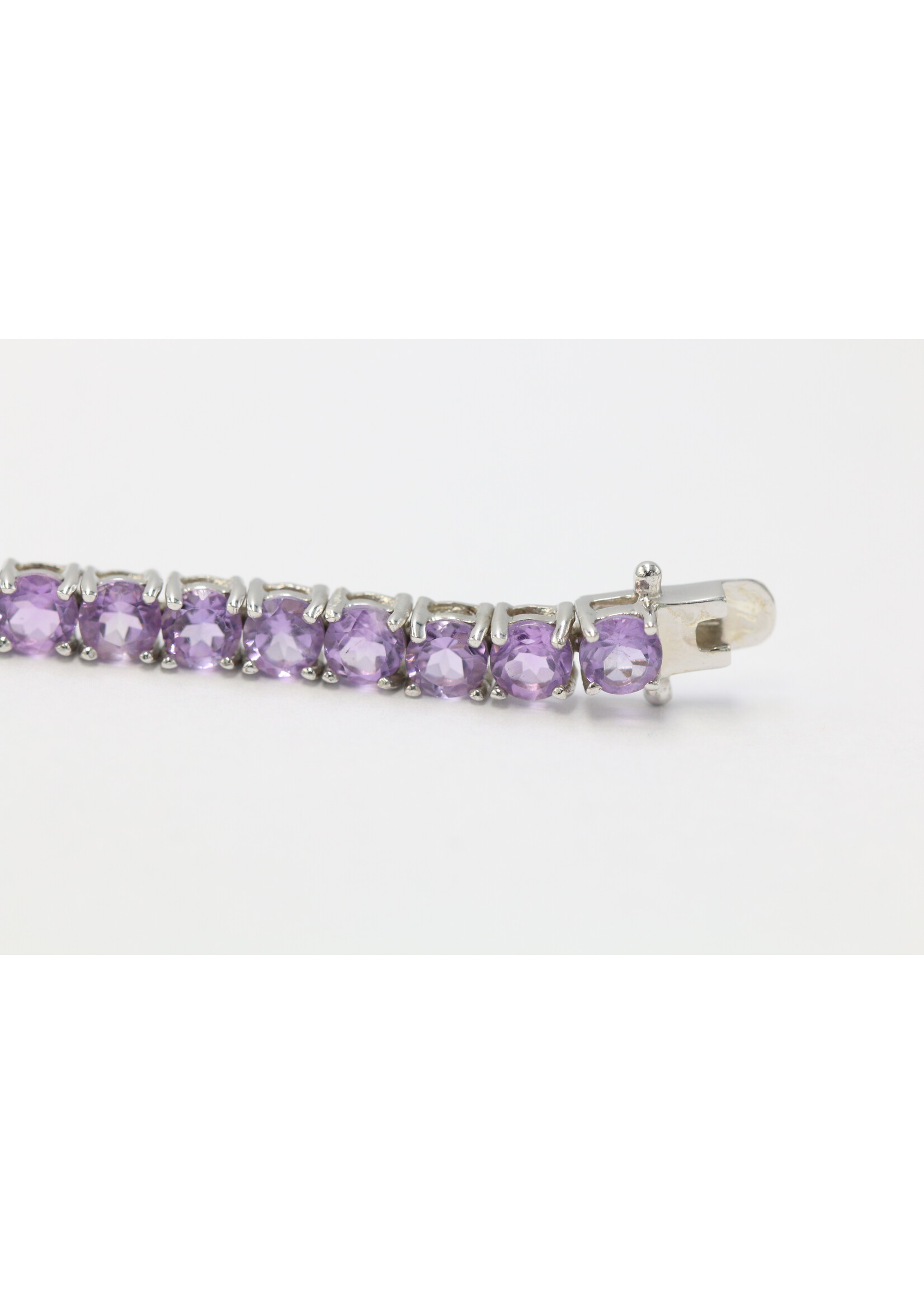 925 gerhodineerd zilveren Armband bezet met natuurlijke Amethisten