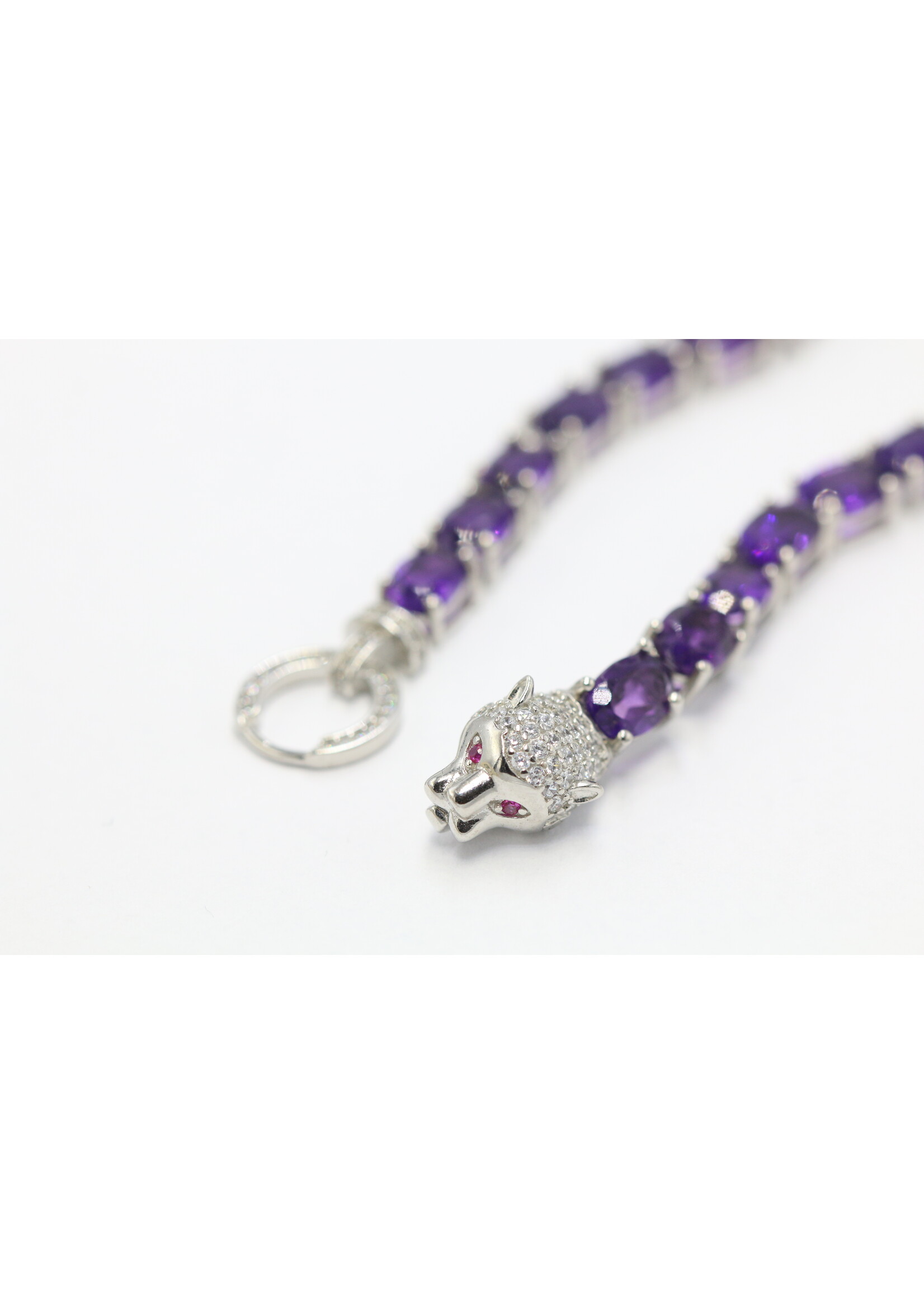 925 gerhodineerd zilveren Armband bezet met natuurlijke Amethisten
