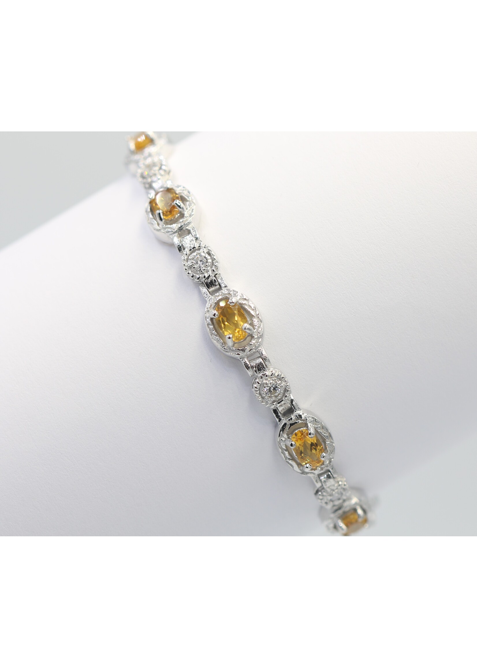 Bracelet en argent 925 rhodié serti de citrines naturelles