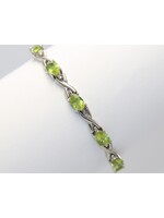 Bracelet with Peridots