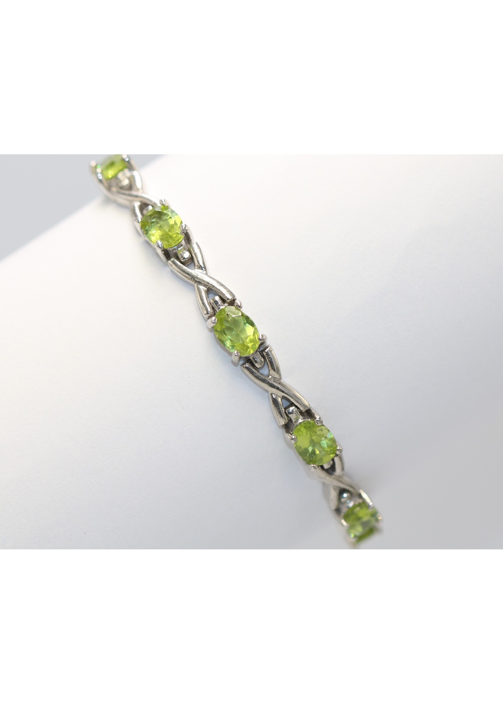 925 gerhodineerd zilveren Armband bezet met natuurlijke Peridoten