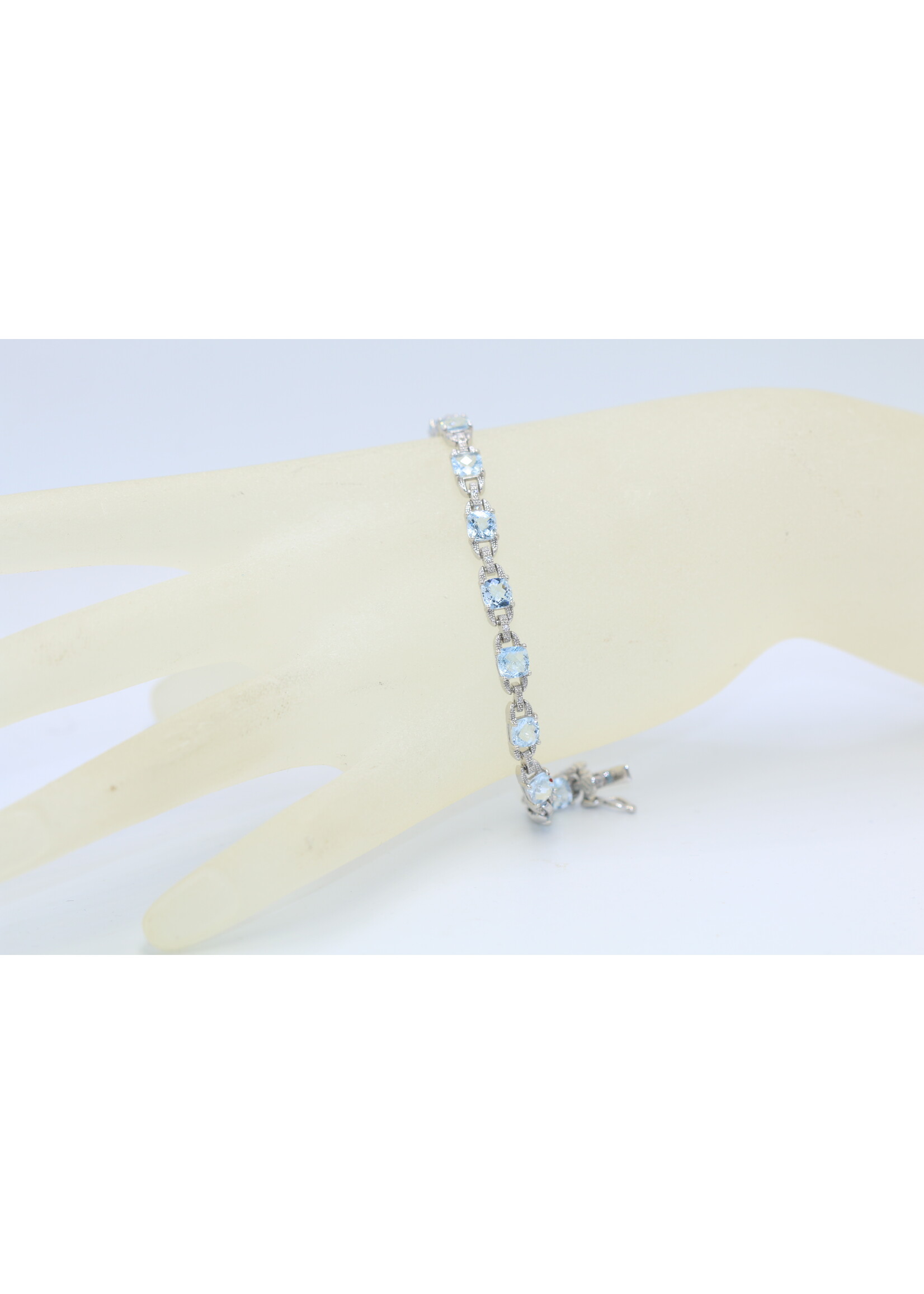 Bracelet en argent 925 rhodié serti d'aigues-marines naturelles