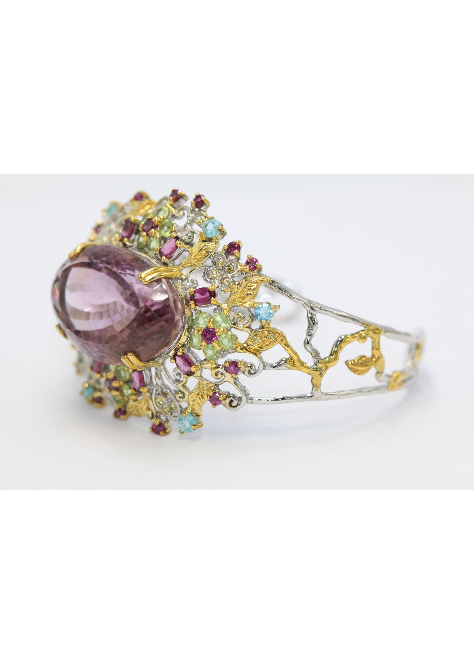Bracelet en argent 925 rhodié serti d'Améthyste naturelle, Péridot, Topaze et Rhodolites