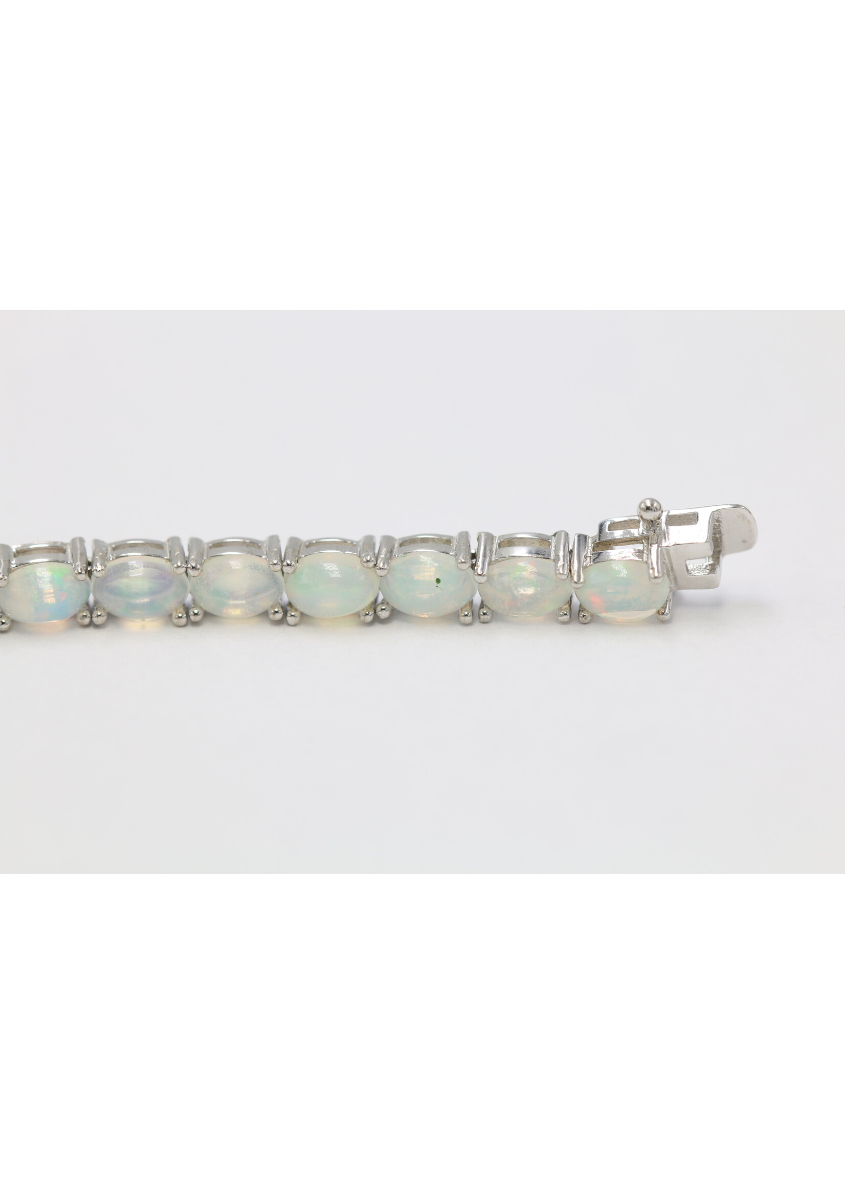 Bracciale in argento rodiato 925 con opali naturali