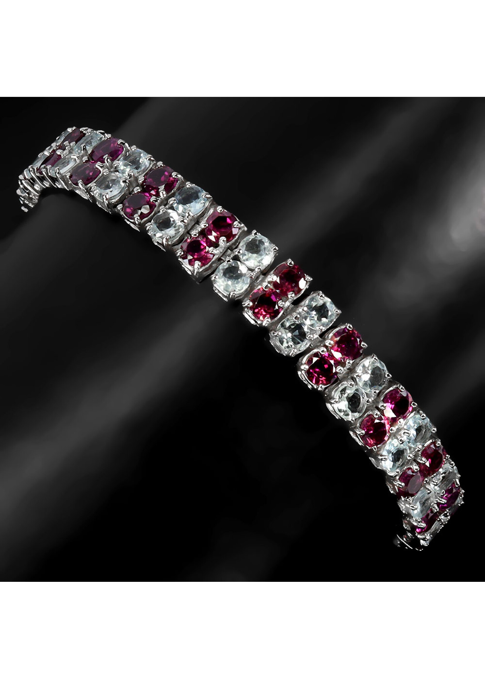 925 gerhodineerd zilveren Armband bezet met natuurlijke Amethisten