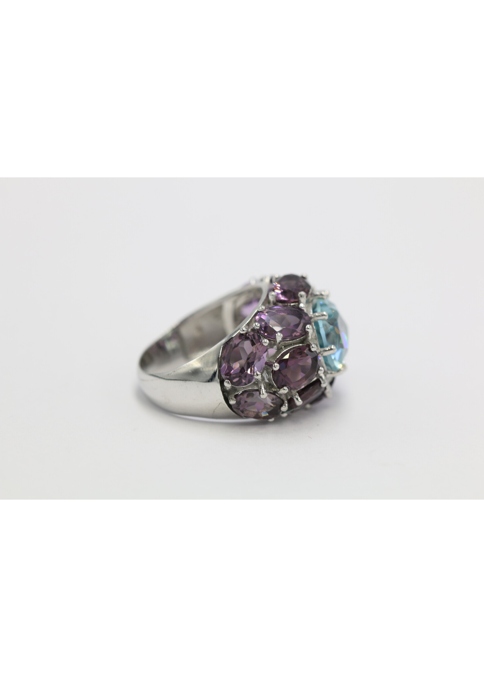 925 rhodium plated silver ring set with natural Blue Topaz and Amethyst