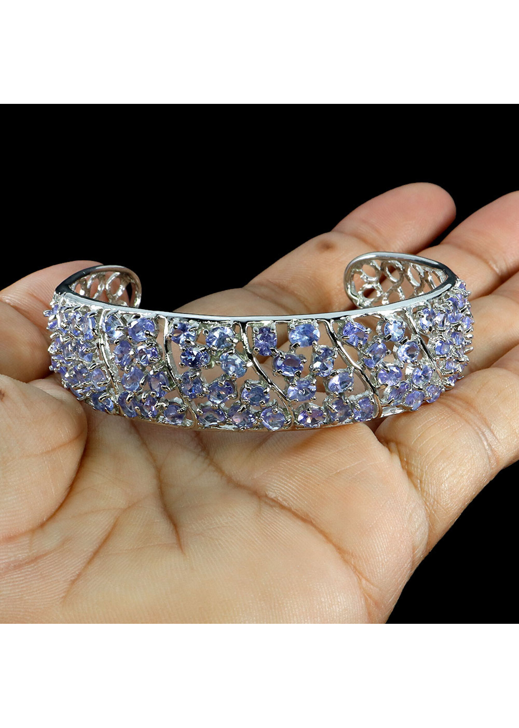 925 rhodium plated silver bracelet set with natural tanzanites