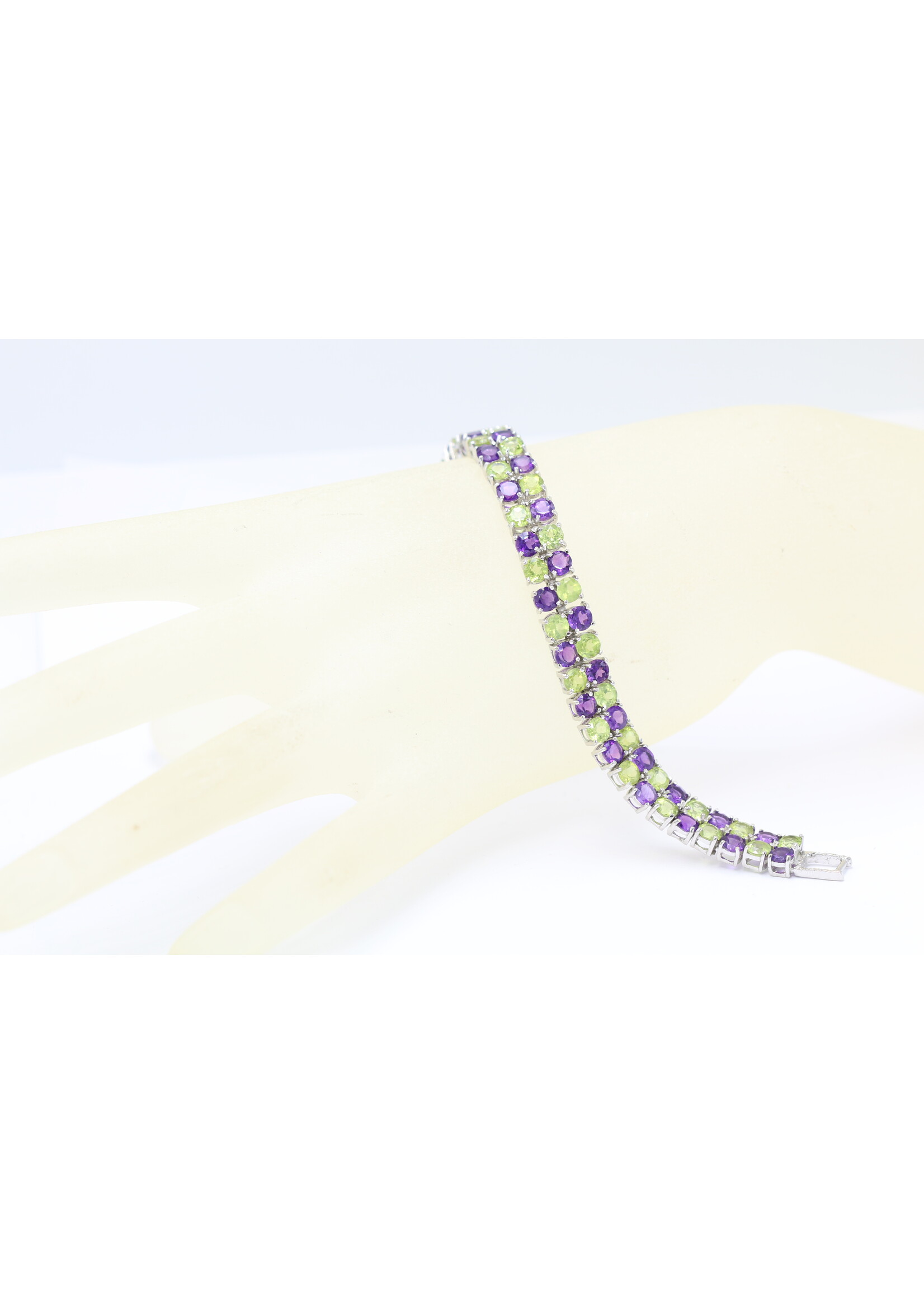 925 gerhodineerd zilveren Armband bezet met natuurlijke Peridoten en Amethisten