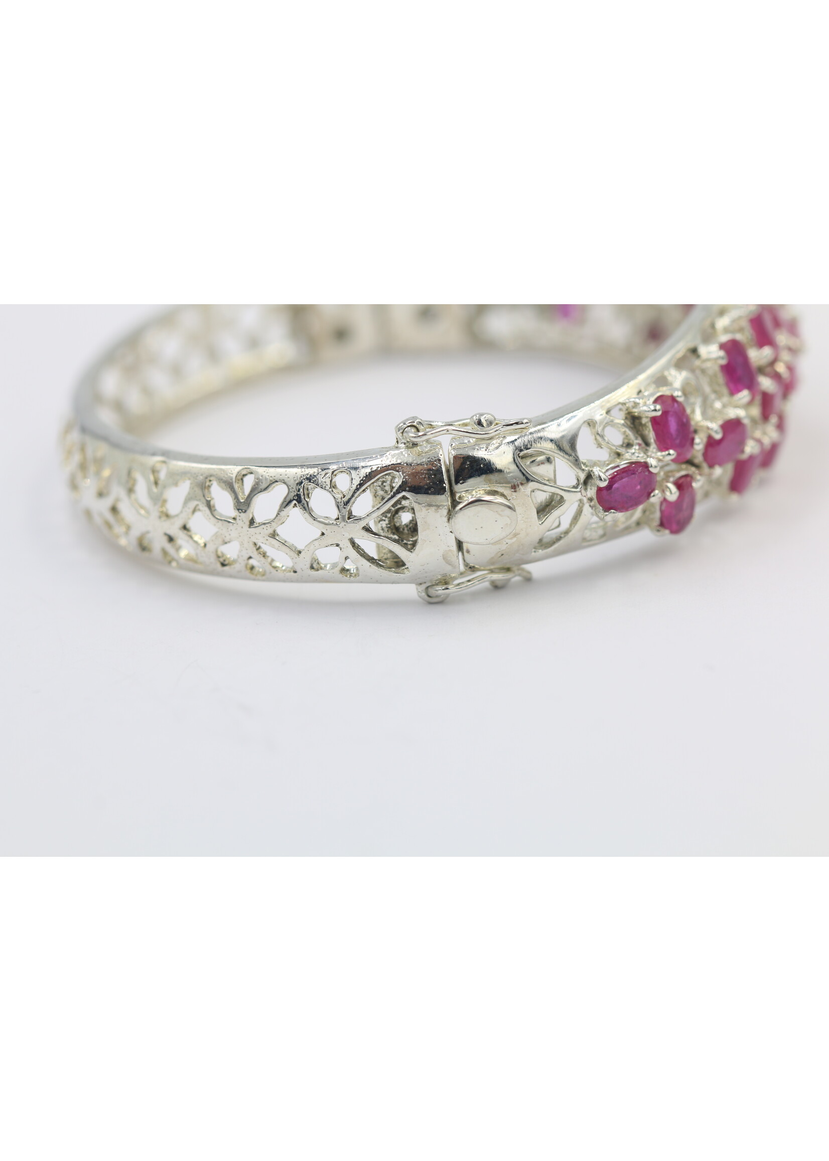 925 rhodium silver bracelet set with natural Rubies