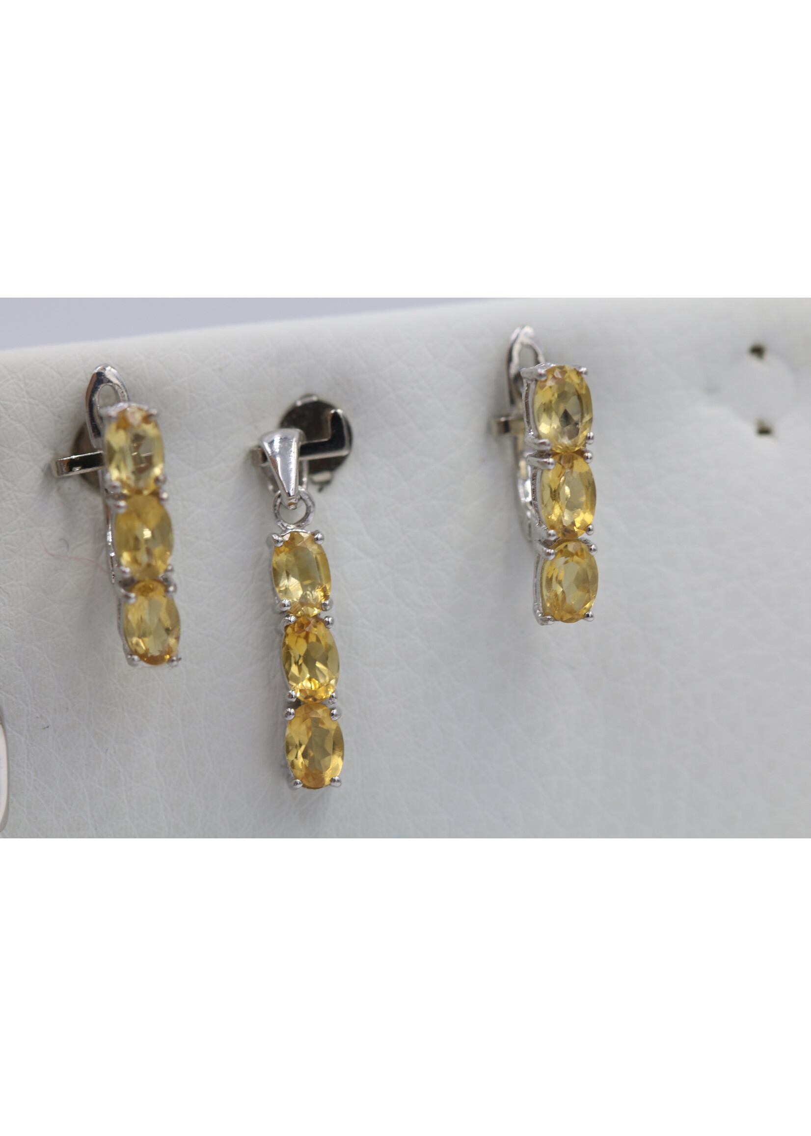 Set in argento rodiato 925 con citrino naturale