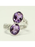 Ring with Amethyst -