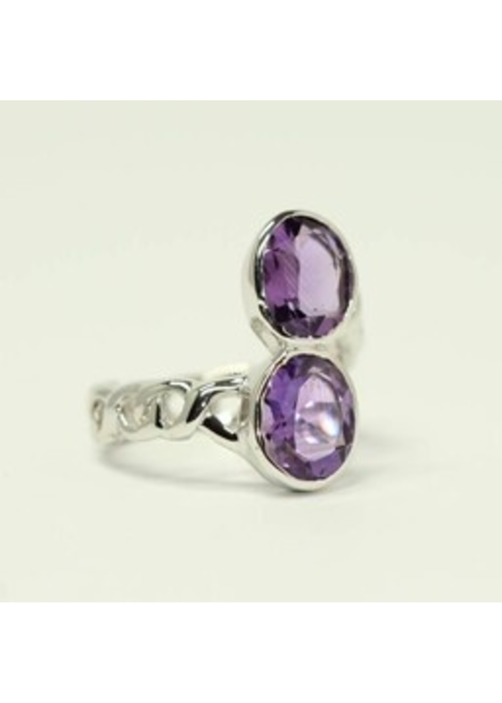 Bague en argent 925 rhodié serti de améthyste naturelle -