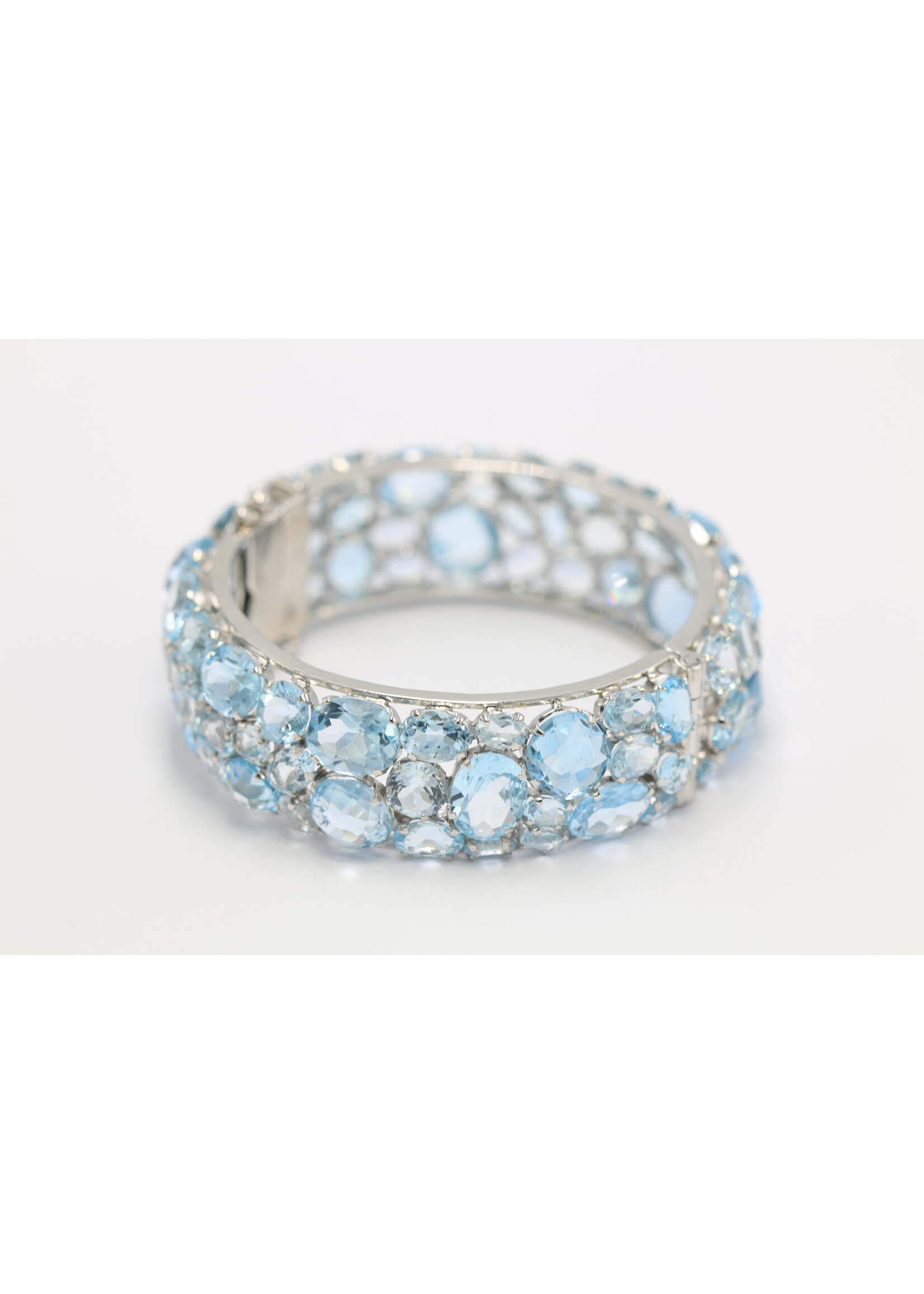 Silver Bracelet with Blue Topaz