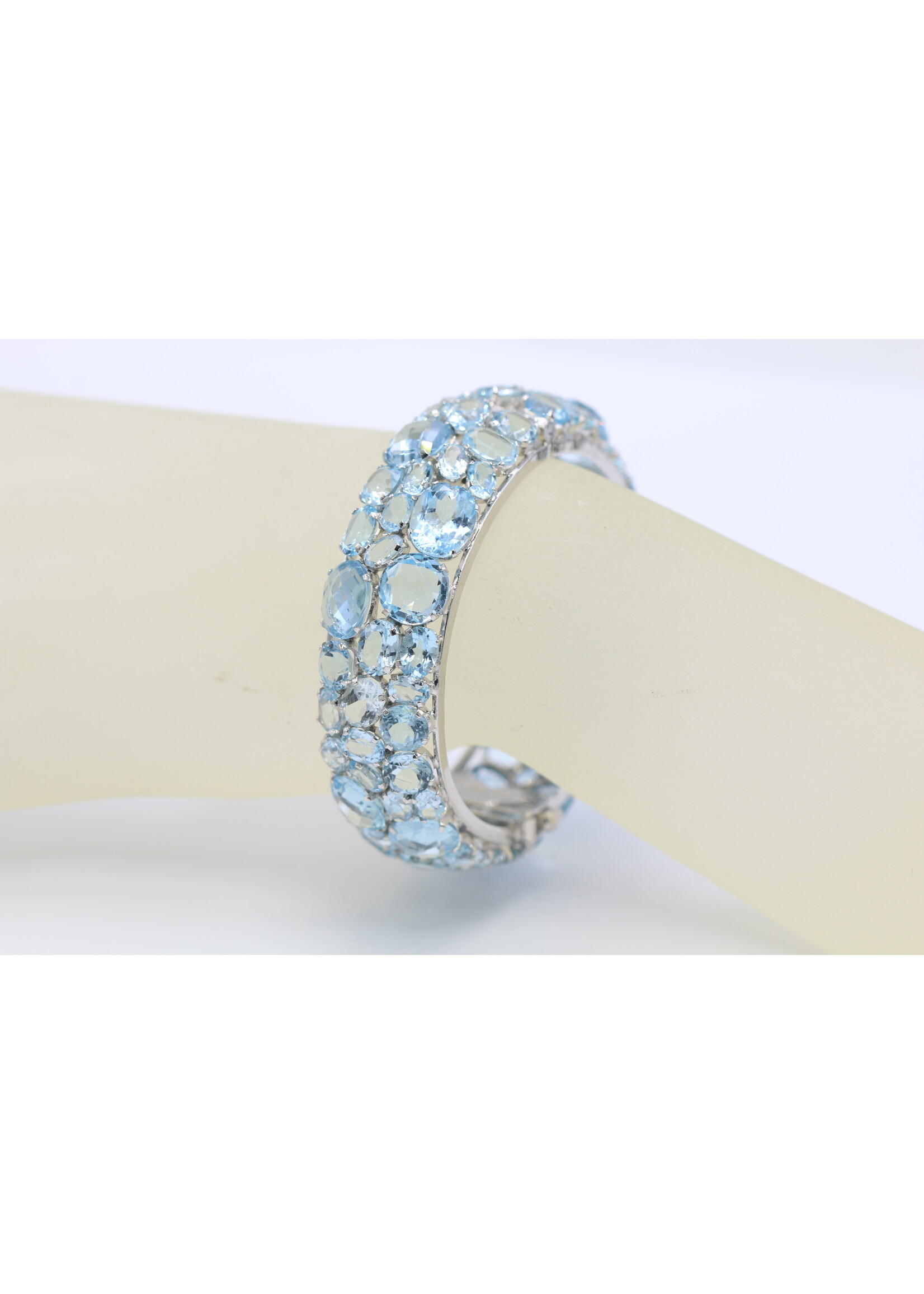 Silver Bracelet with Blue Topaz