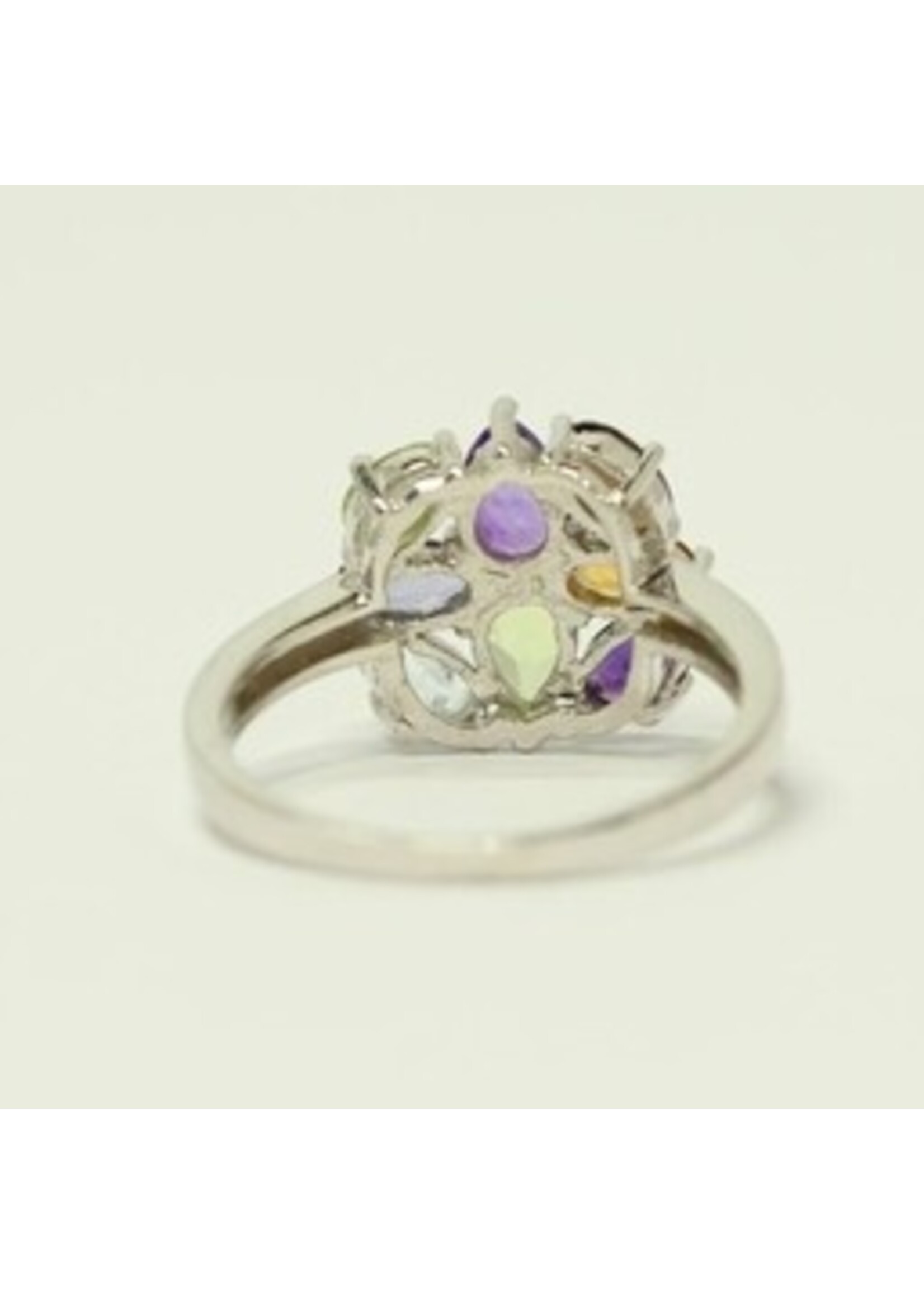 Bague sertie d'améthyste, péridot, citrine, quartz fumé et topaze bleue