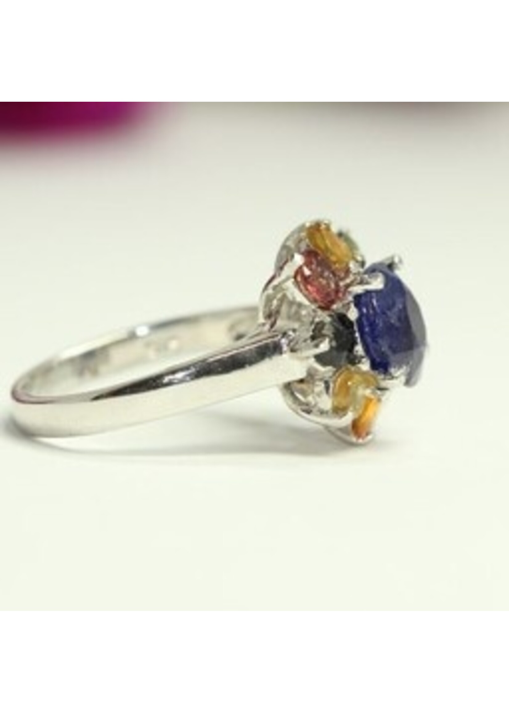 Anello in argento 925 rodiato set con naturale multicolore Sapphire